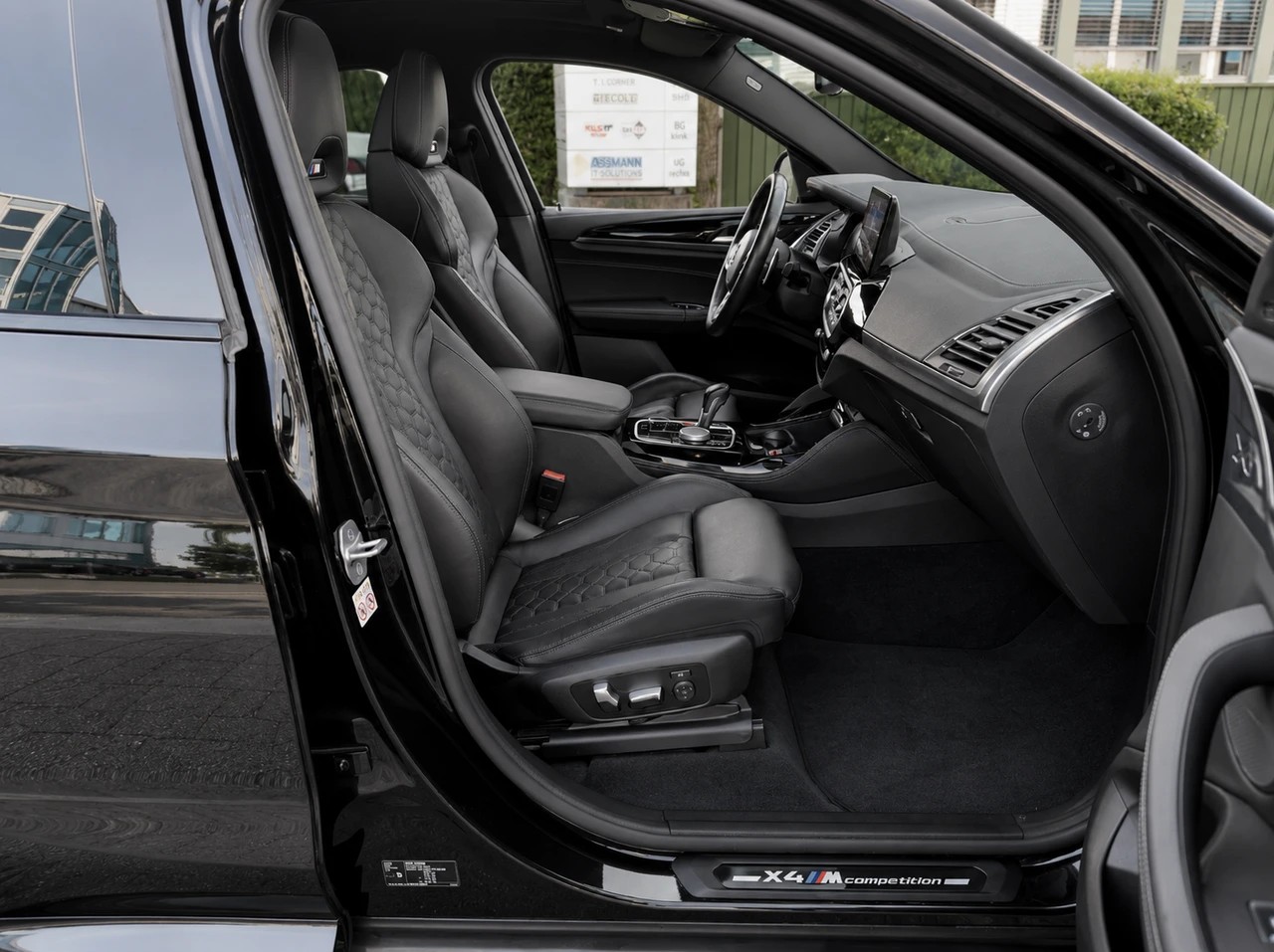 BMW X4 M Competition CH - FAHRZEUG-image-10