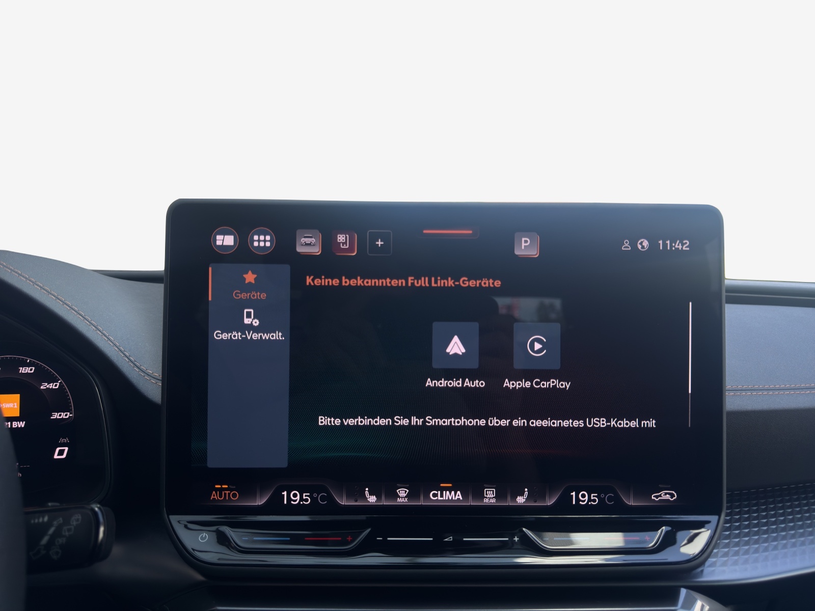 CUPRA LEON ST 1.5 eTSI DSG-image-14