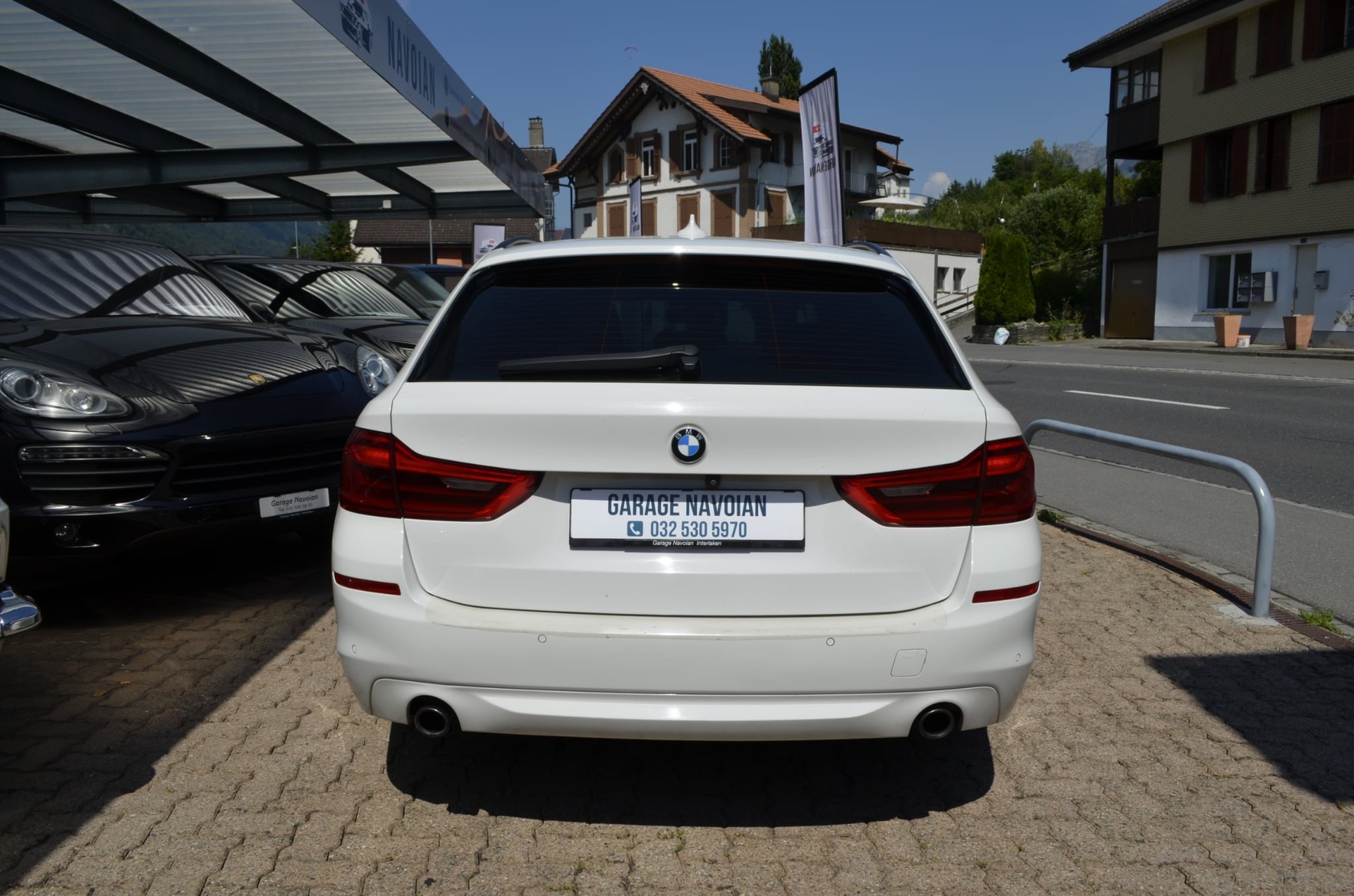 BMW 530d xDrive Touring Steptronic-image-3