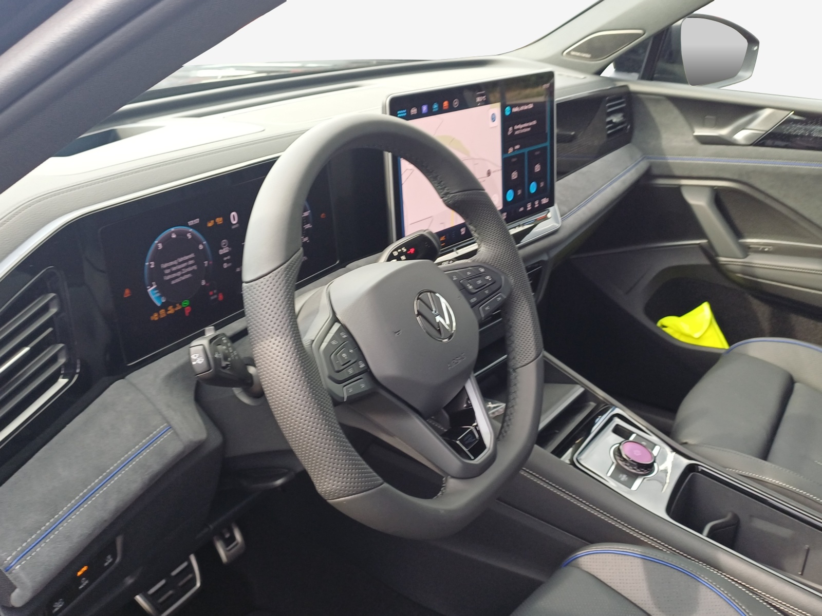 VW Tiguan 2.0 TSI DSG R-Line United 4Motion-image-13