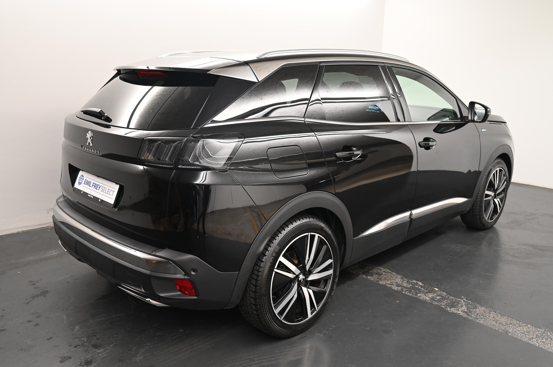 PEUGEOT 3008 1.6 Plug-in Hybrid4 GT Pack-image-19