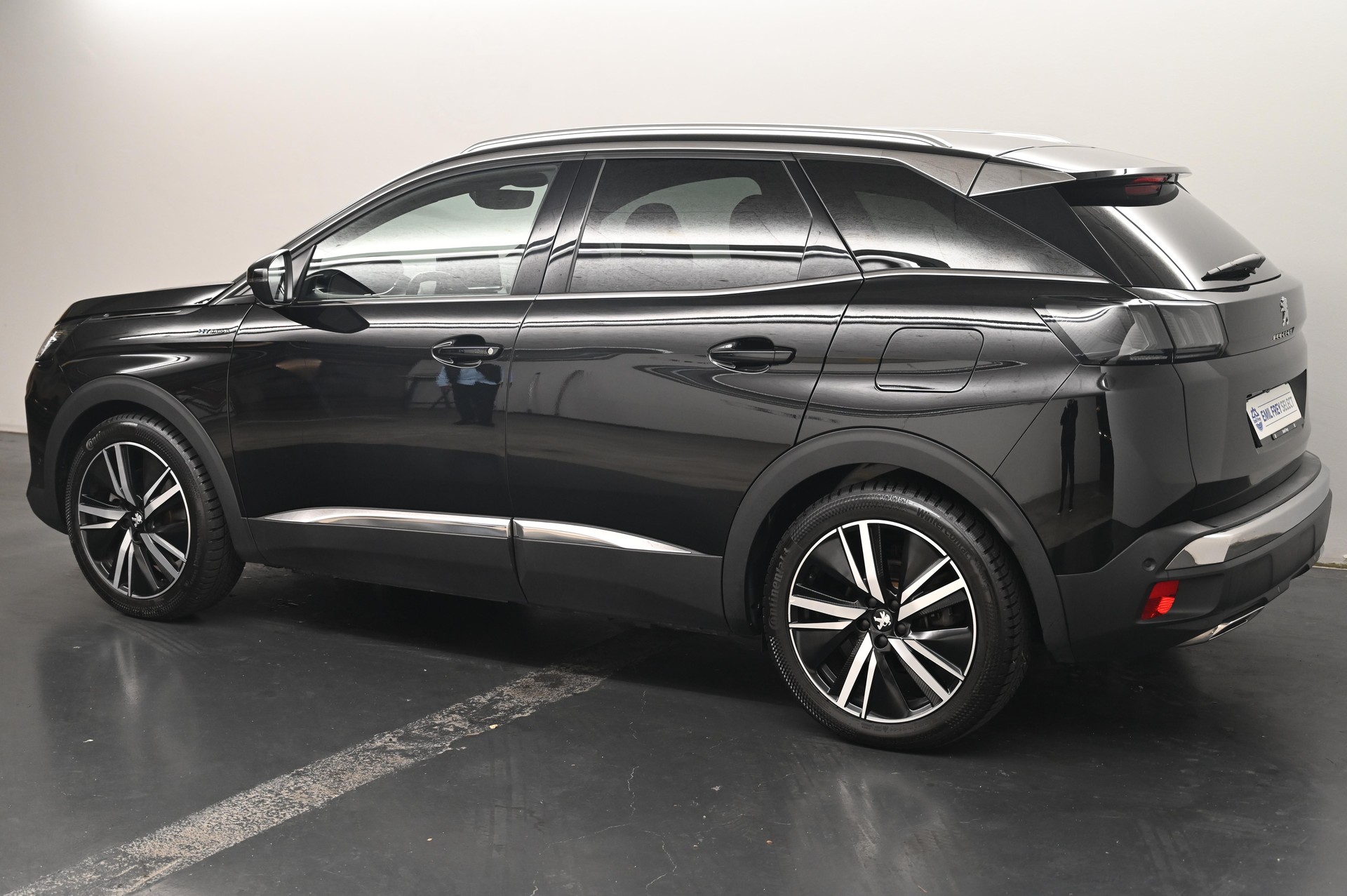 PEUGEOT 3008 1.6 Plug-in Hybrid4 GT Pack-image-4