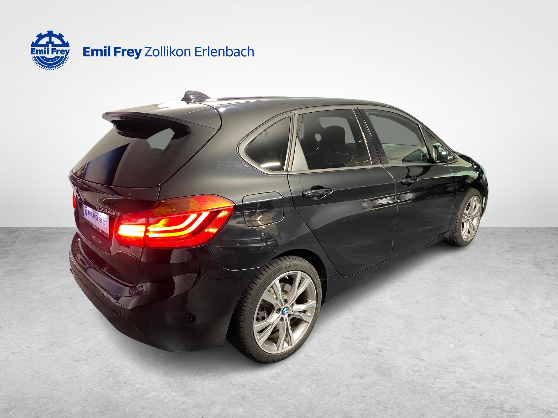 BMW 225xe Active Tourer-image-4