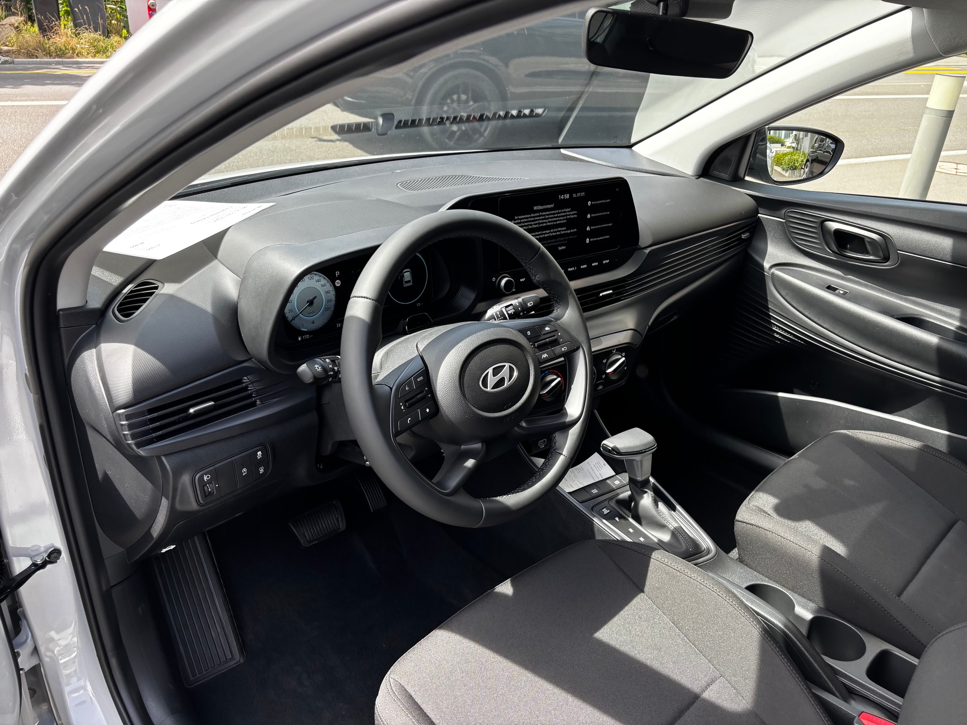 HYUNDAI i20 1.0 T-GDi Origo DCT-image-9