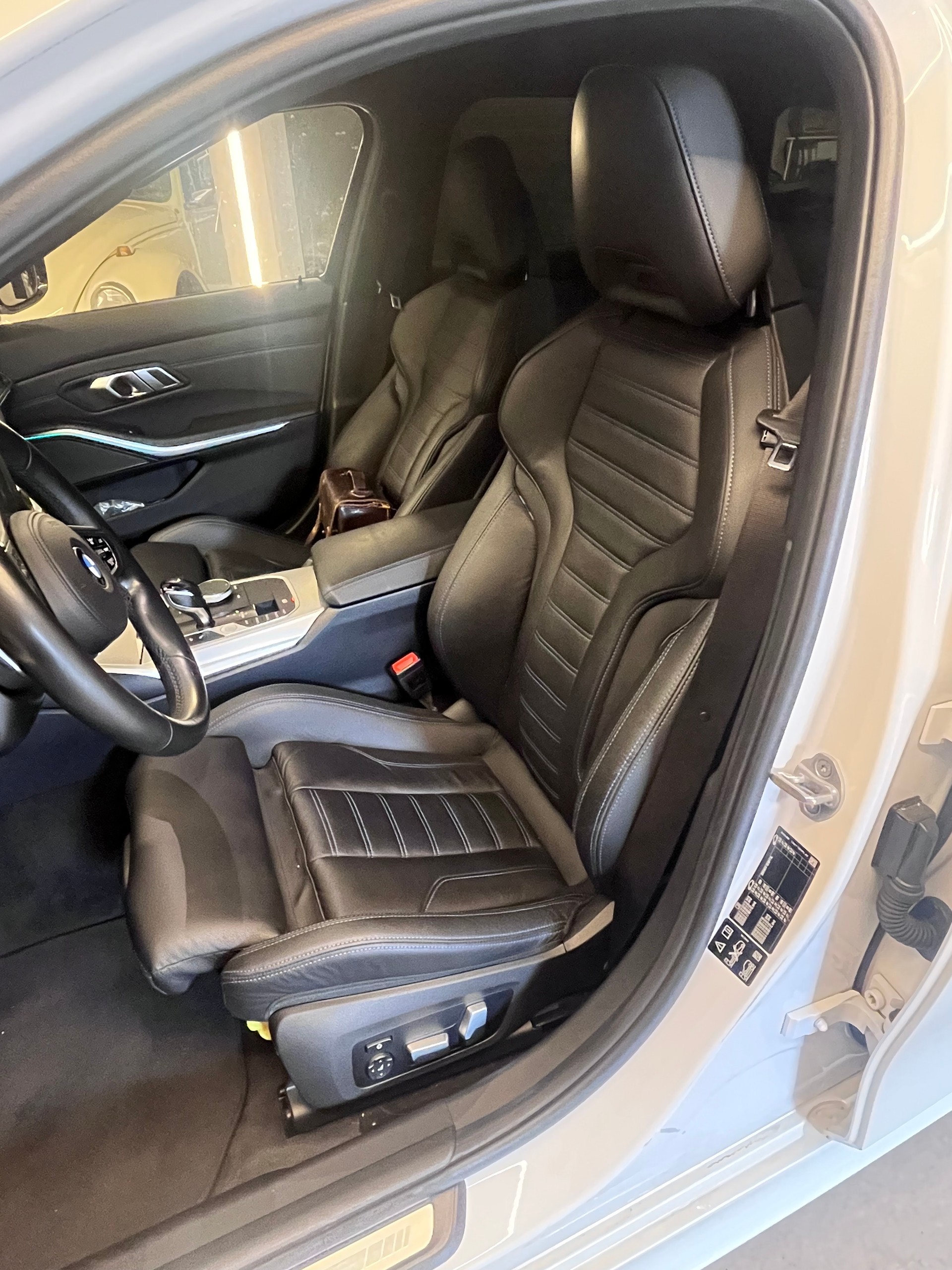 BMW M340i xDrive-image-3