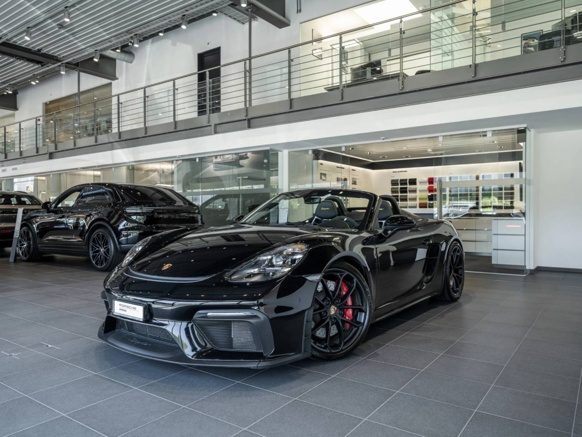 PORSCHE 718 Spyder-image-7