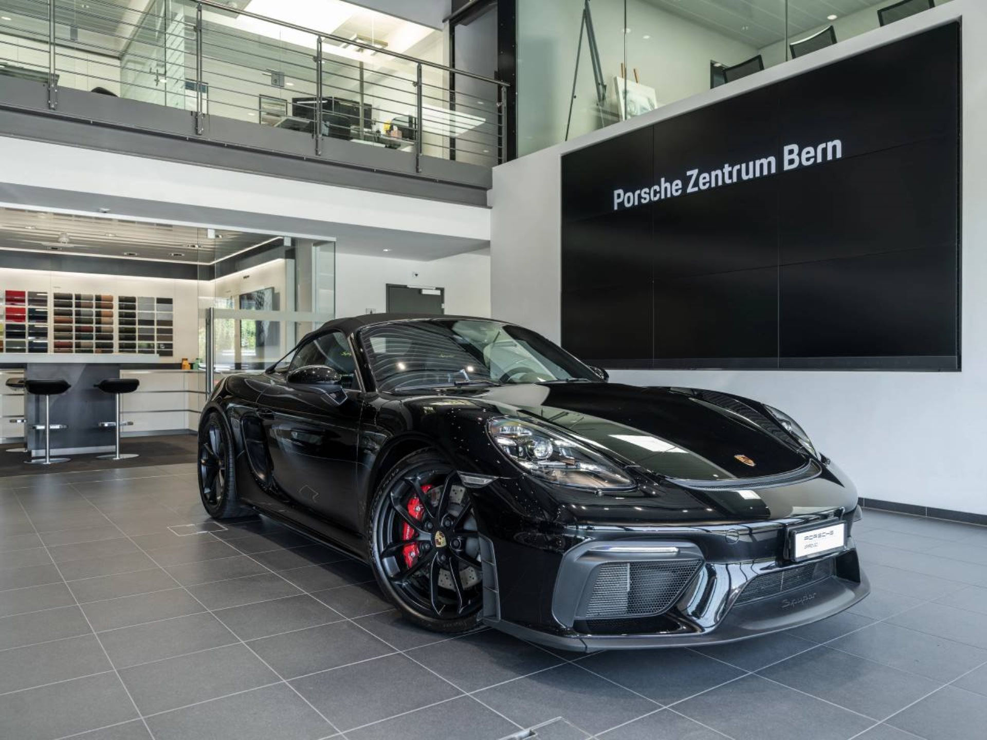 PORSCHE 718 Spyder-image-9