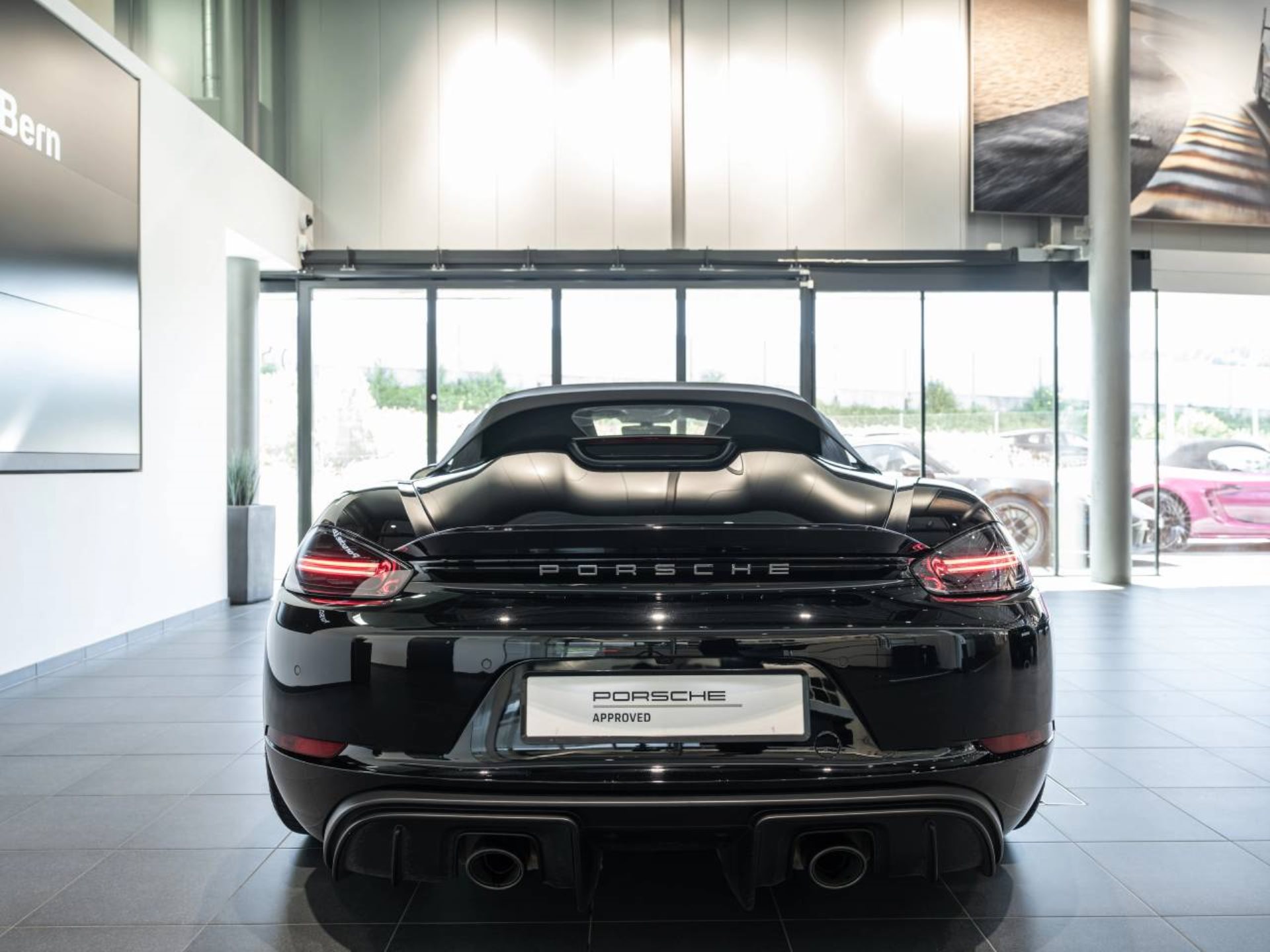 PORSCHE 718 Spyder-image-11
