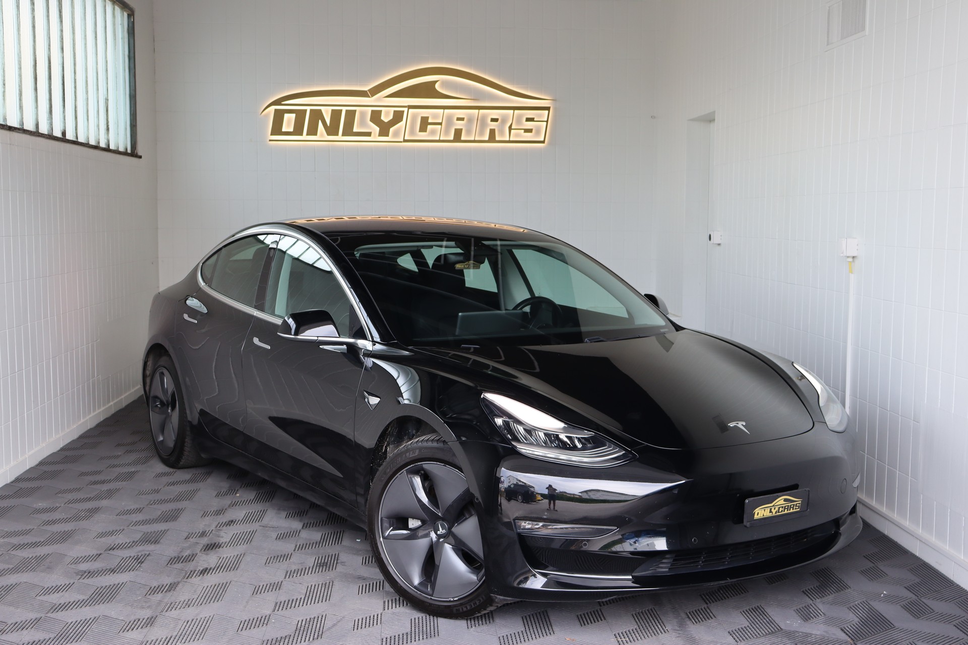 TESLA Model 3 Long Range Dual Motor AWD-image-0
