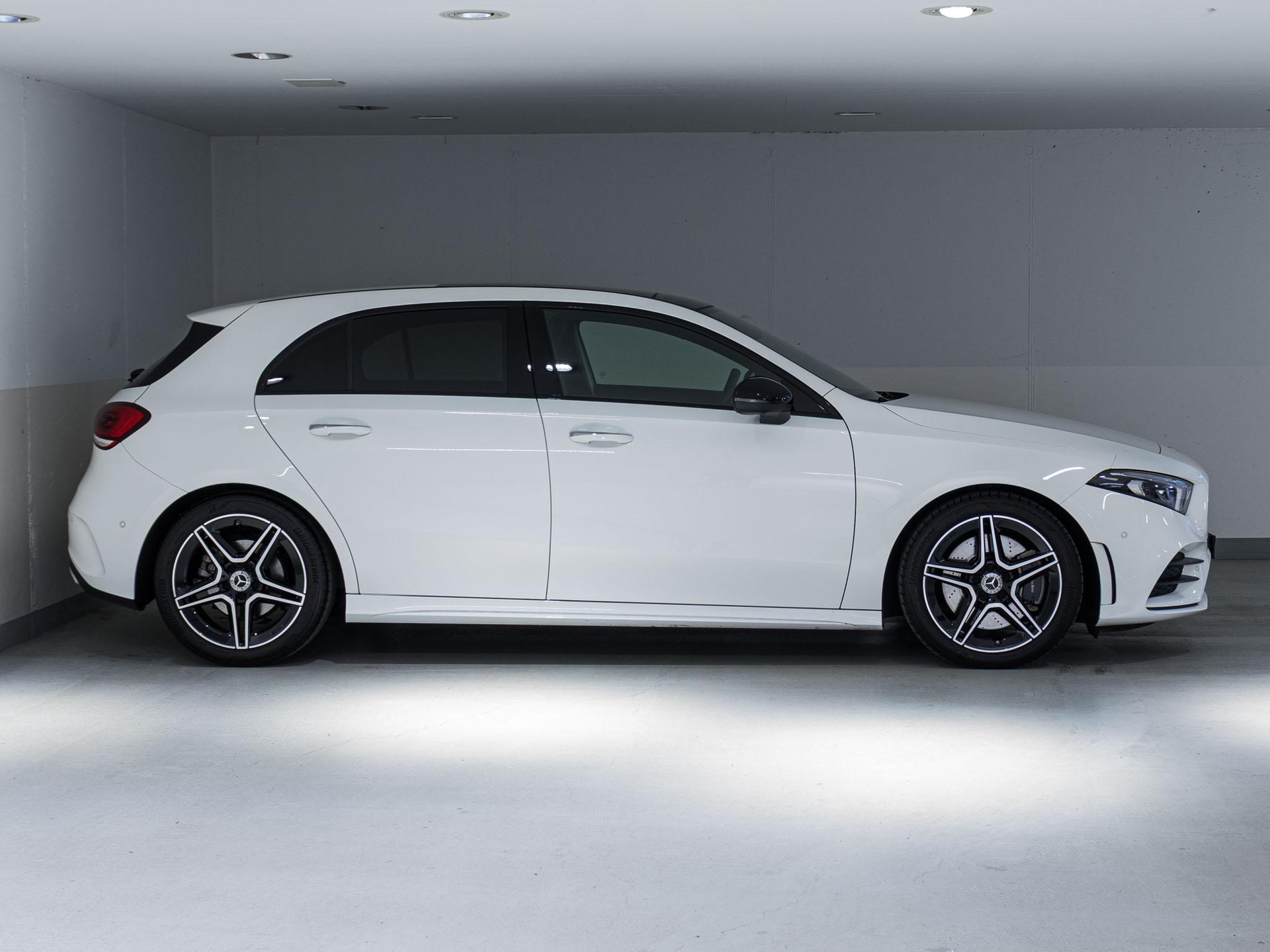 MERCEDES-BENZ A 250 4MATIC-image-1