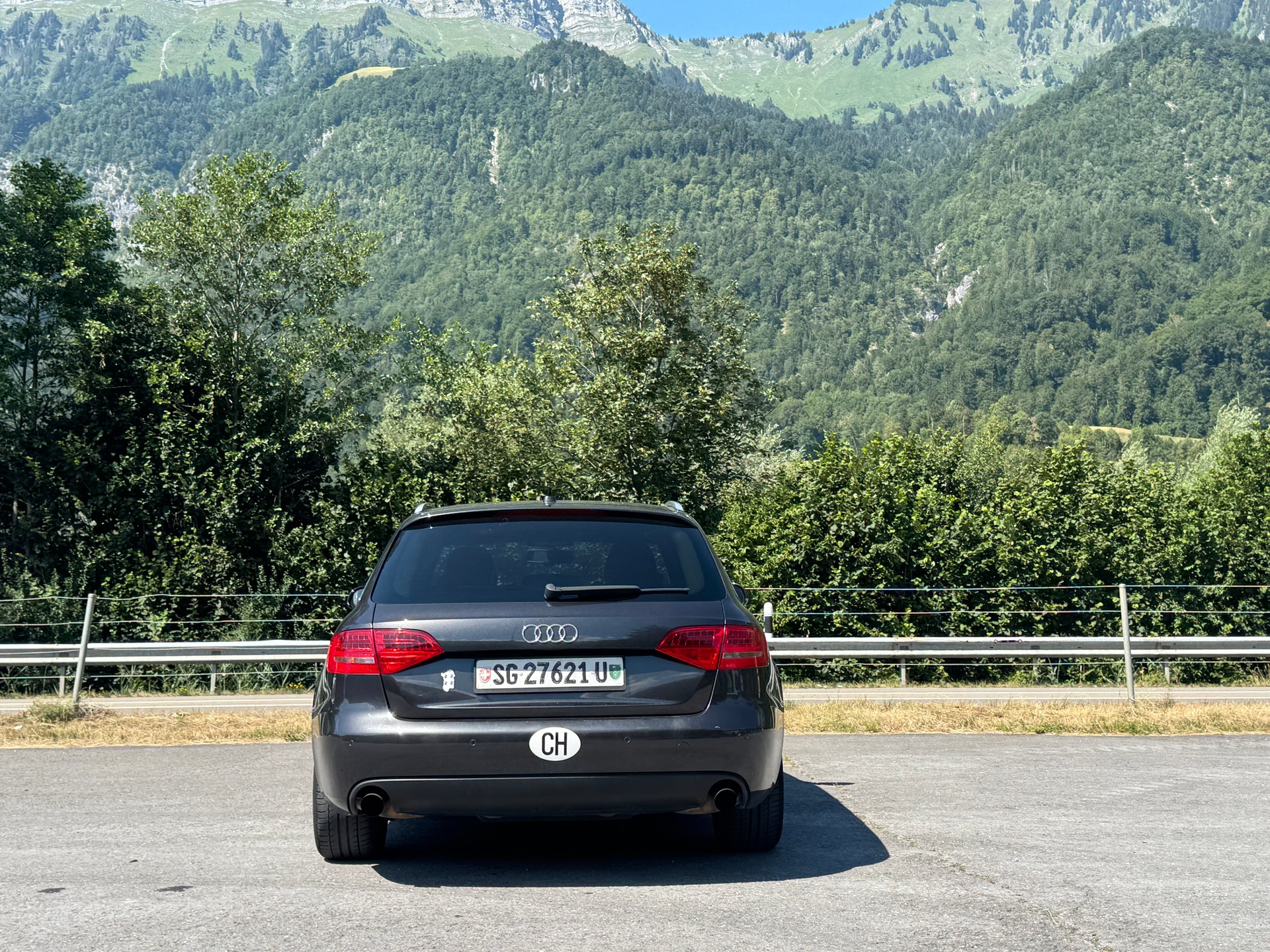 AUDI A4 Avant 2.0 TFSI-image-5