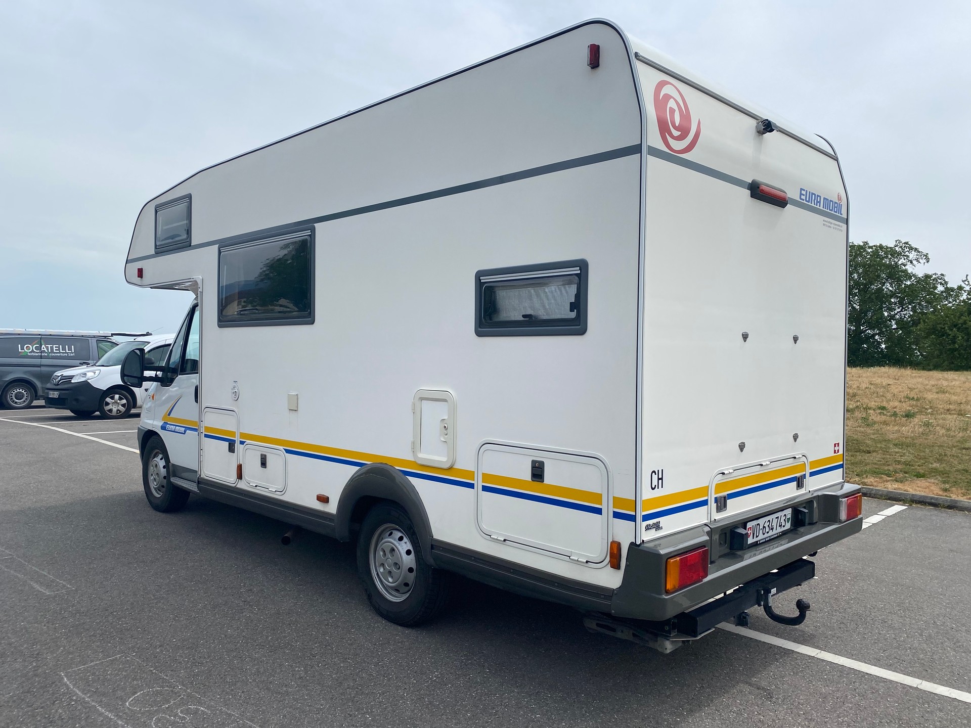 EURA MOBIL S-635-VB-image-2
