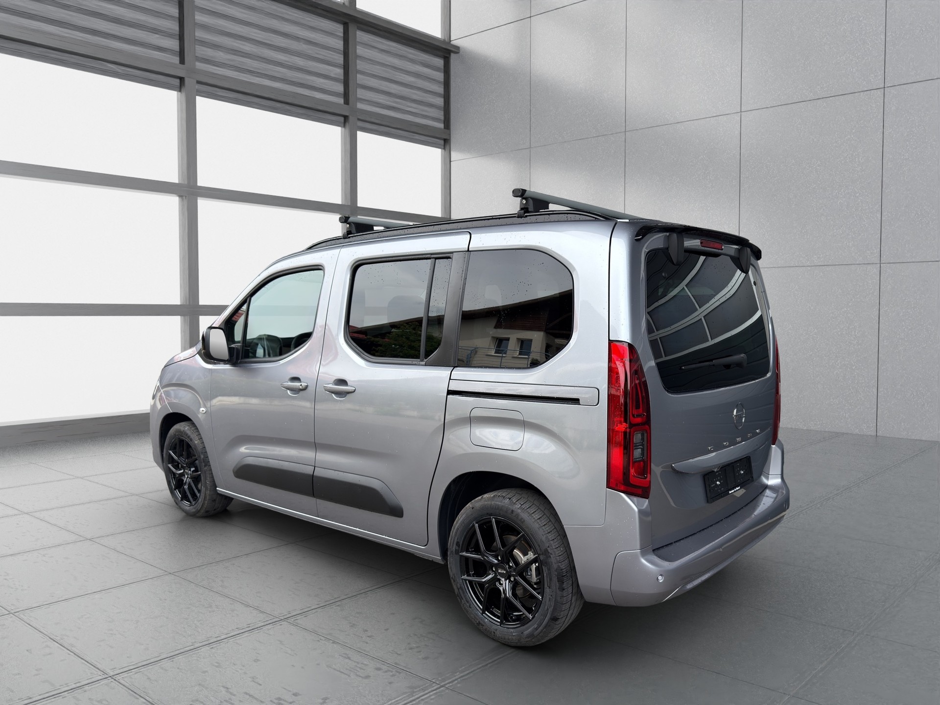 OPEL Combo 1.2-image-2