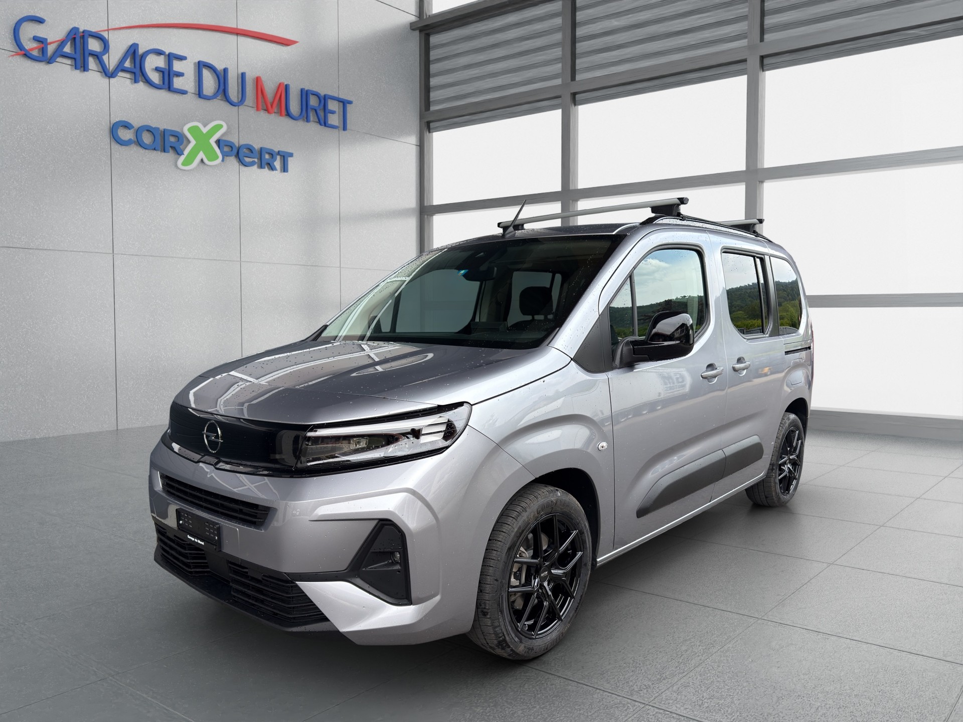 OPEL Combo 1.2-image-0