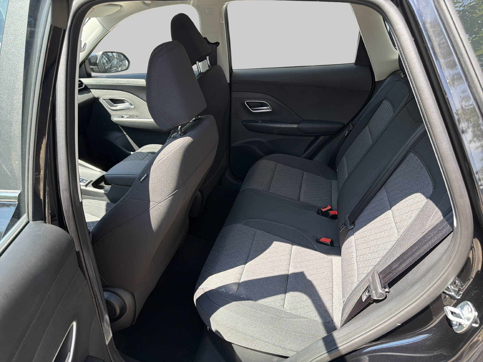 MG ZS 1.5 Hybrid+ Comfort-image-8