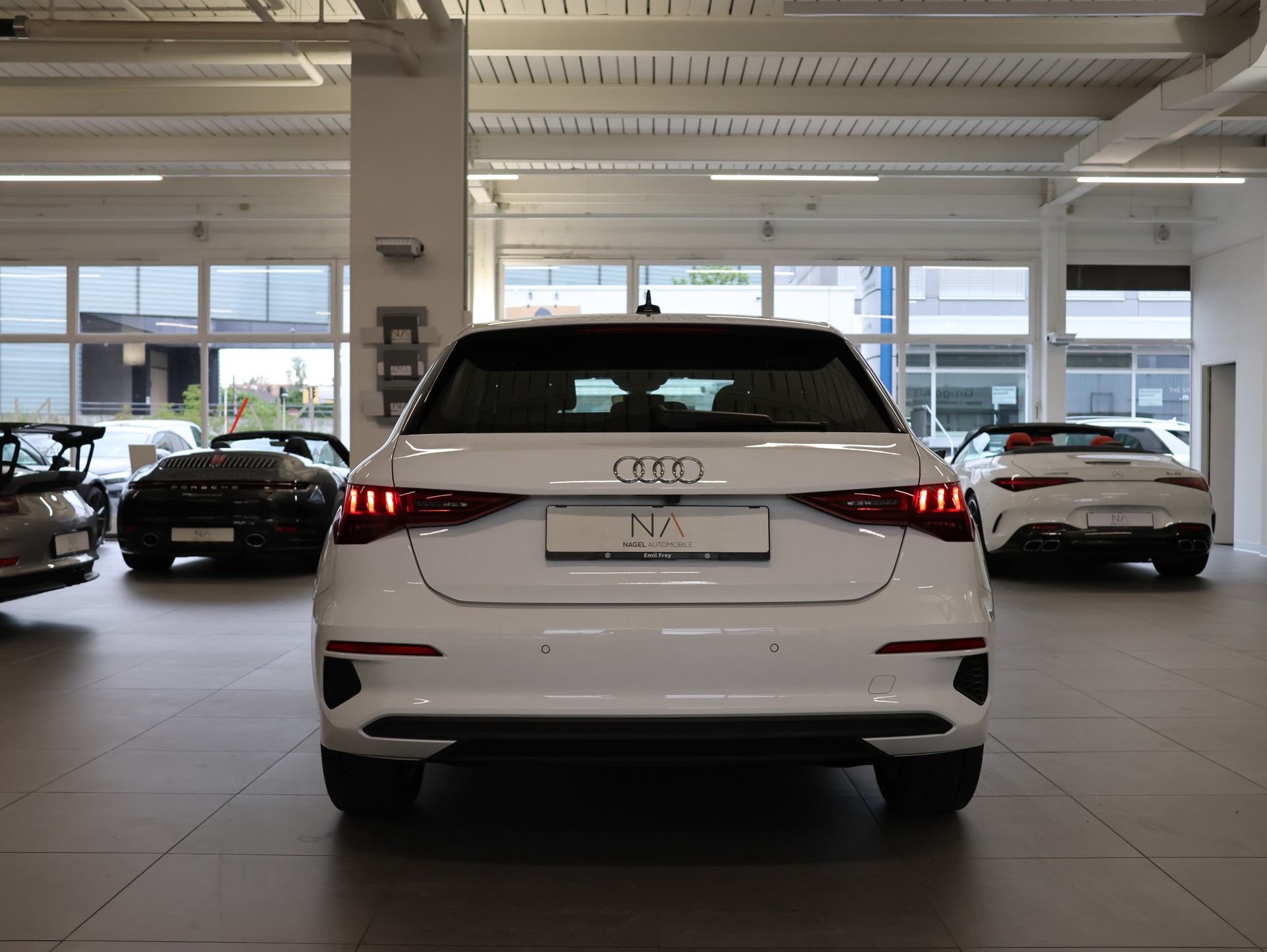 AUDI A3 Sportback 35 TFSI S line Attraction S-tronic *Rückfahrkamera* *Sitzheizung*-image-4