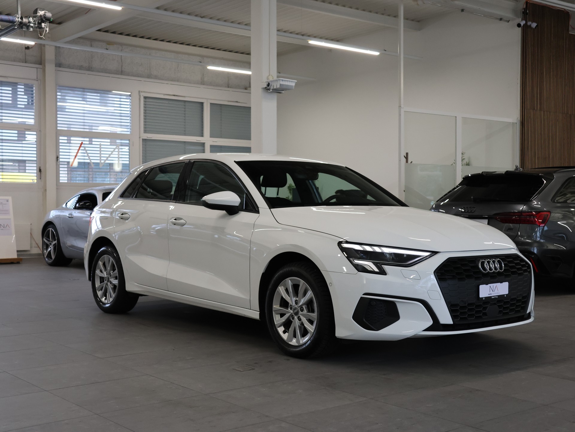 AUDI A3 Sportback 35 TFSI S line Attraction S-tronic *Rückfahrkamera* *Sitzheizung*-image-1