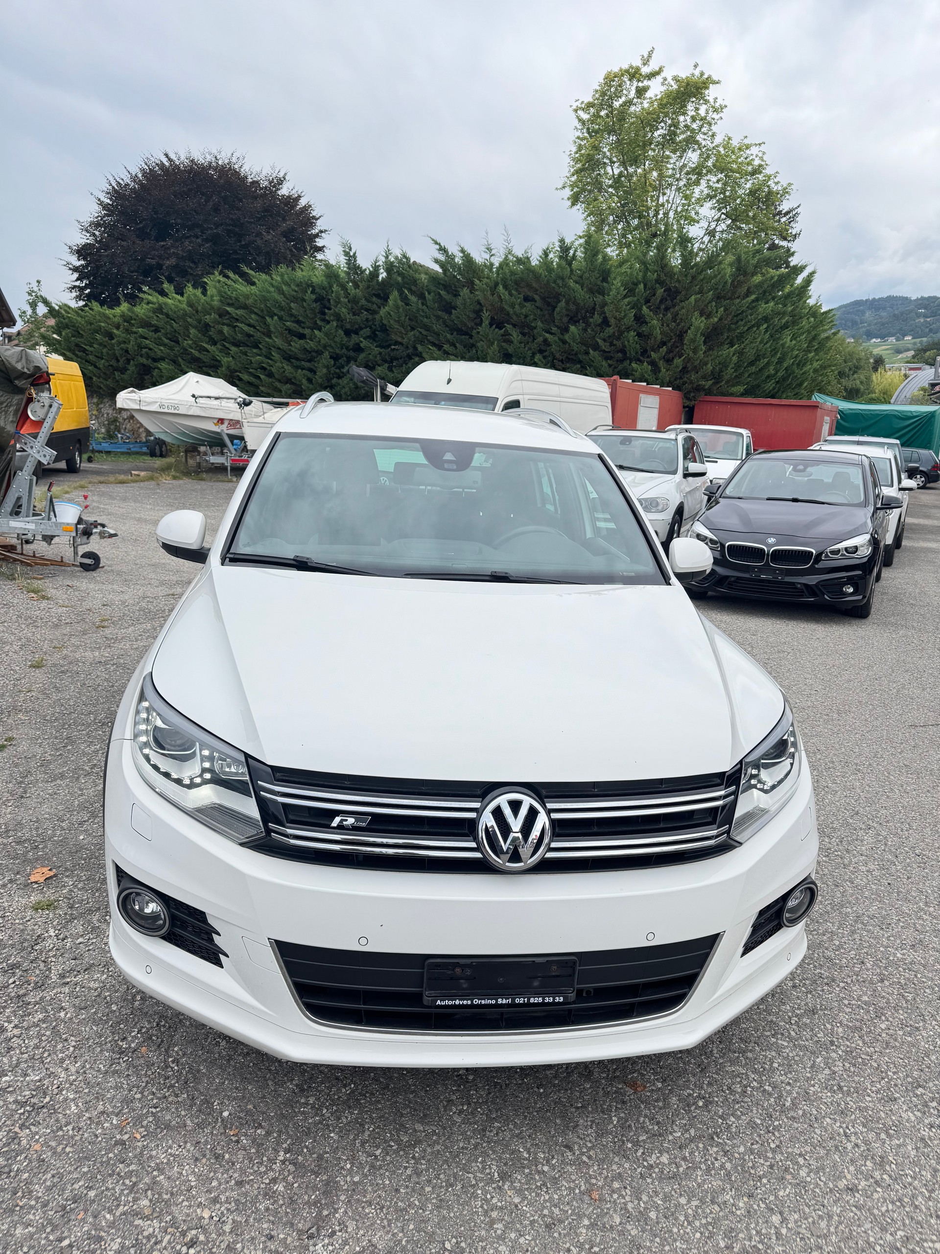 VW Tiguan 2.0 TSI R-Line Design 4Motion-showroom-element-2