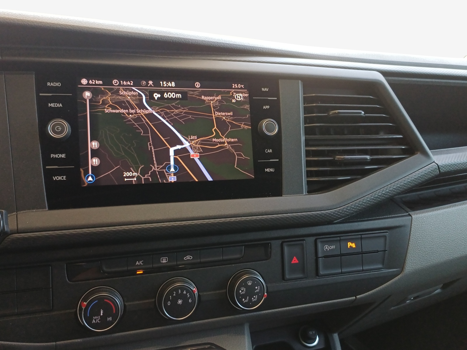 VW T6.1 2.0 TDI 4Motion-image-10