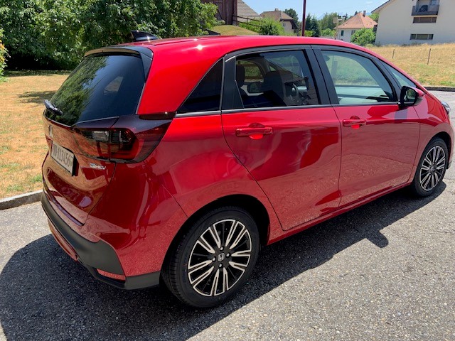 HONDA Jazz 1.5i-MMD Advance E-CVT-image-3