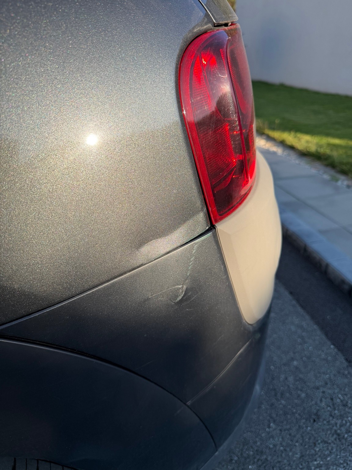 CITROEN 1.6 BlueHDi 100 Shine Ed.-image-5