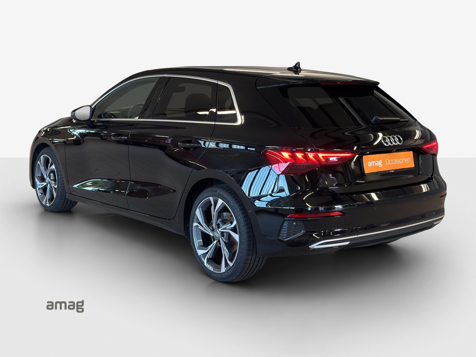 AUDI A3 Sportback 35 TFSI advanced Attraction S-tronic-image-2