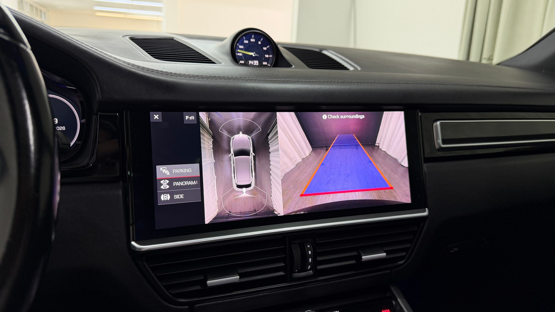 PORSCHE Cayenne E-Hybrid-image-14