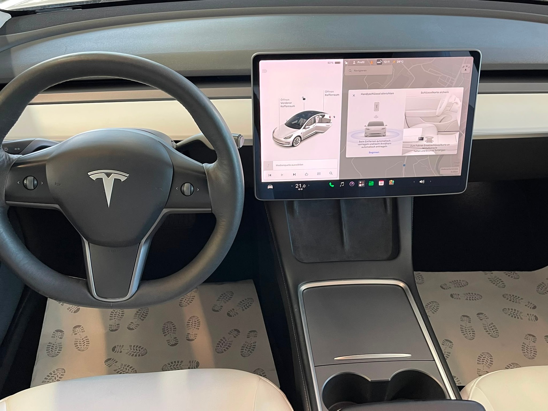 TESLA Model 3 Long Range Dual Motor AWD | CH-Auto | Frisch MFK | Tesla Garantie | Wärmepumpe-image-11