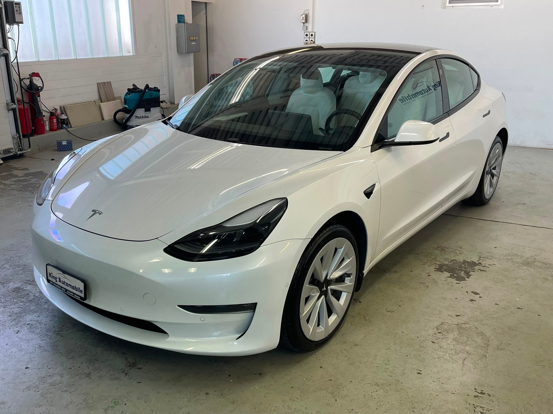 TESLA Model 3 Long Range Dual Motor AWD | CH-Auto | Frisch MFK | Tesla Garantie | Wärmepumpe-image-1