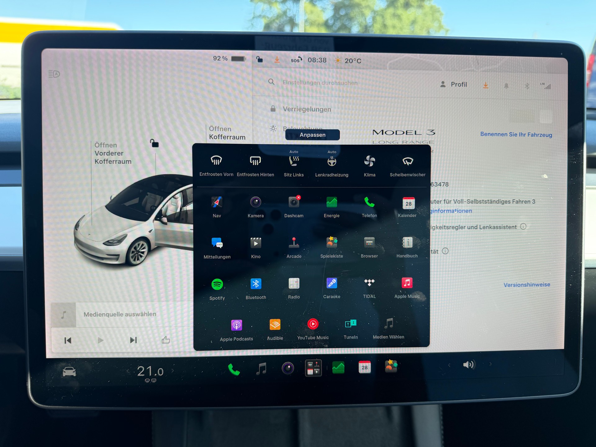 TESLA Model 3 Long Range Dual Motor AWD | CH-Auto | Frisch MFK | Tesla Garantie | Wärmepumpe-image-17