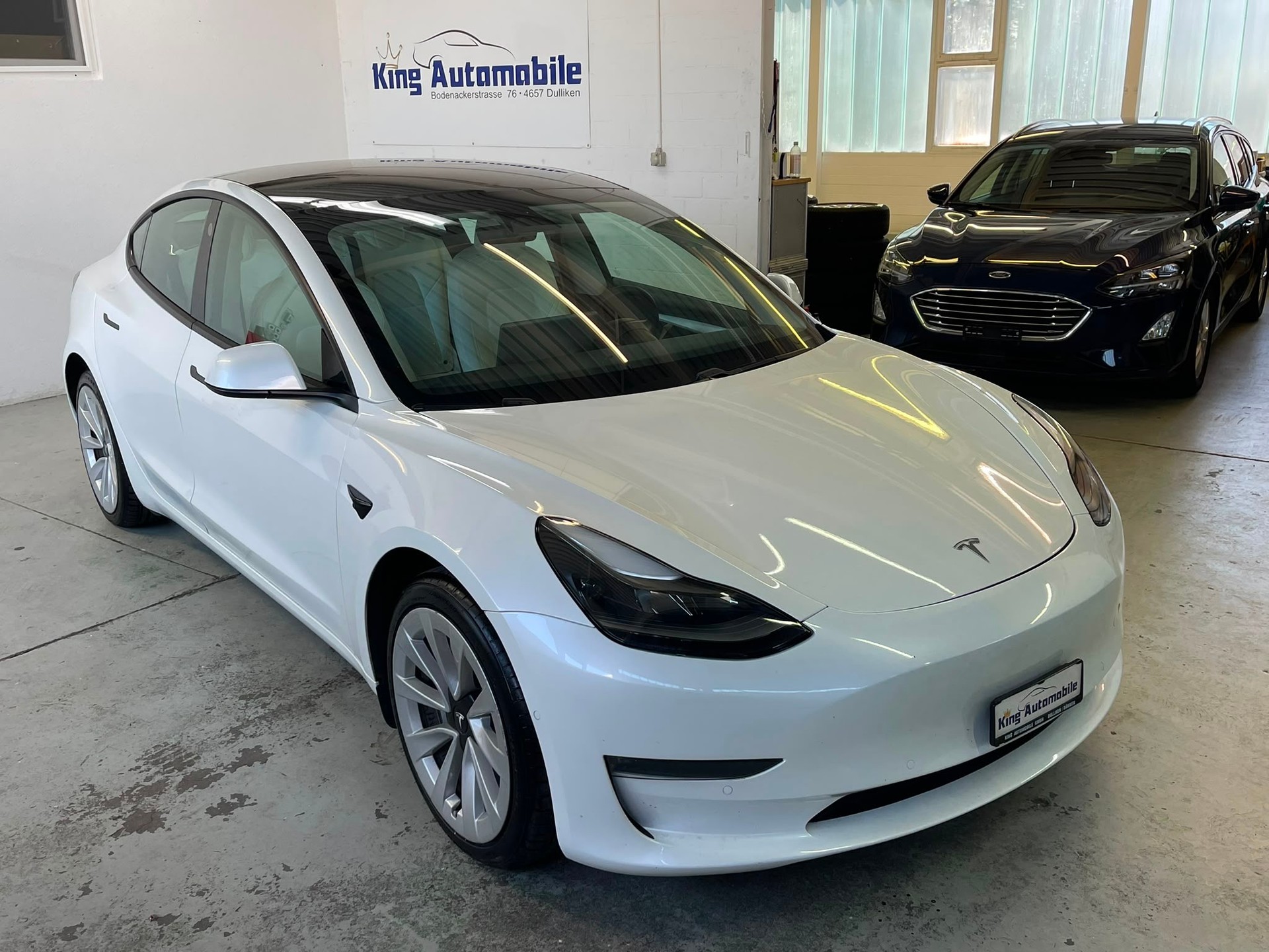 TESLA Model 3 Long Range Dual Motor AWD | CH-Auto | Frisch MFK | Tesla Garantie | Wärmepumpe-image-3