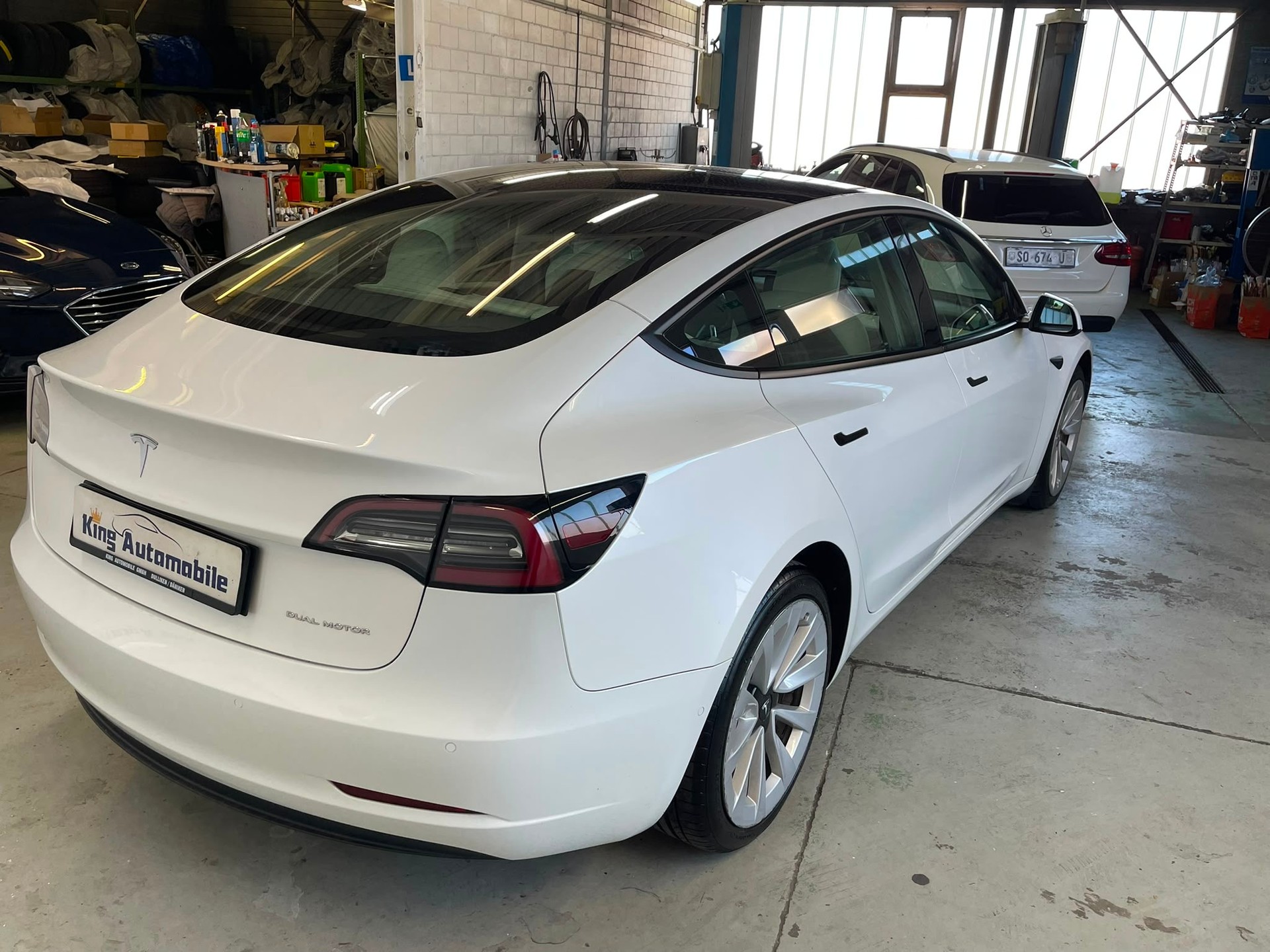 TESLA Model 3 Long Range Dual Motor AWD | CH-Auto | Frisch MFK | Tesla Garantie | Wärmepumpe-image-5