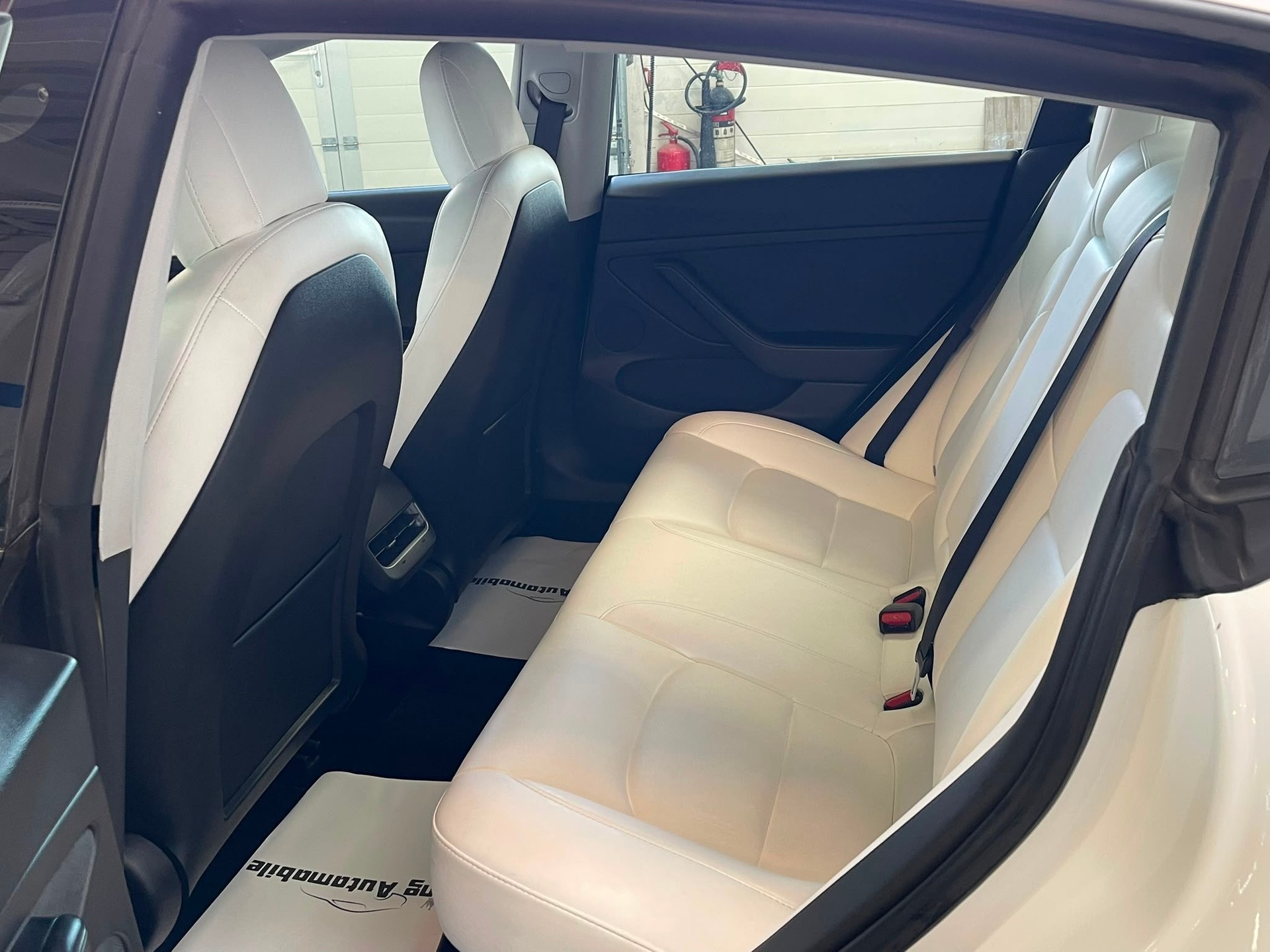 TESLA Model 3 Long Range Dual Motor AWD | CH-Auto | Frisch MFK | Tesla Garantie | Wärmepumpe-image-10