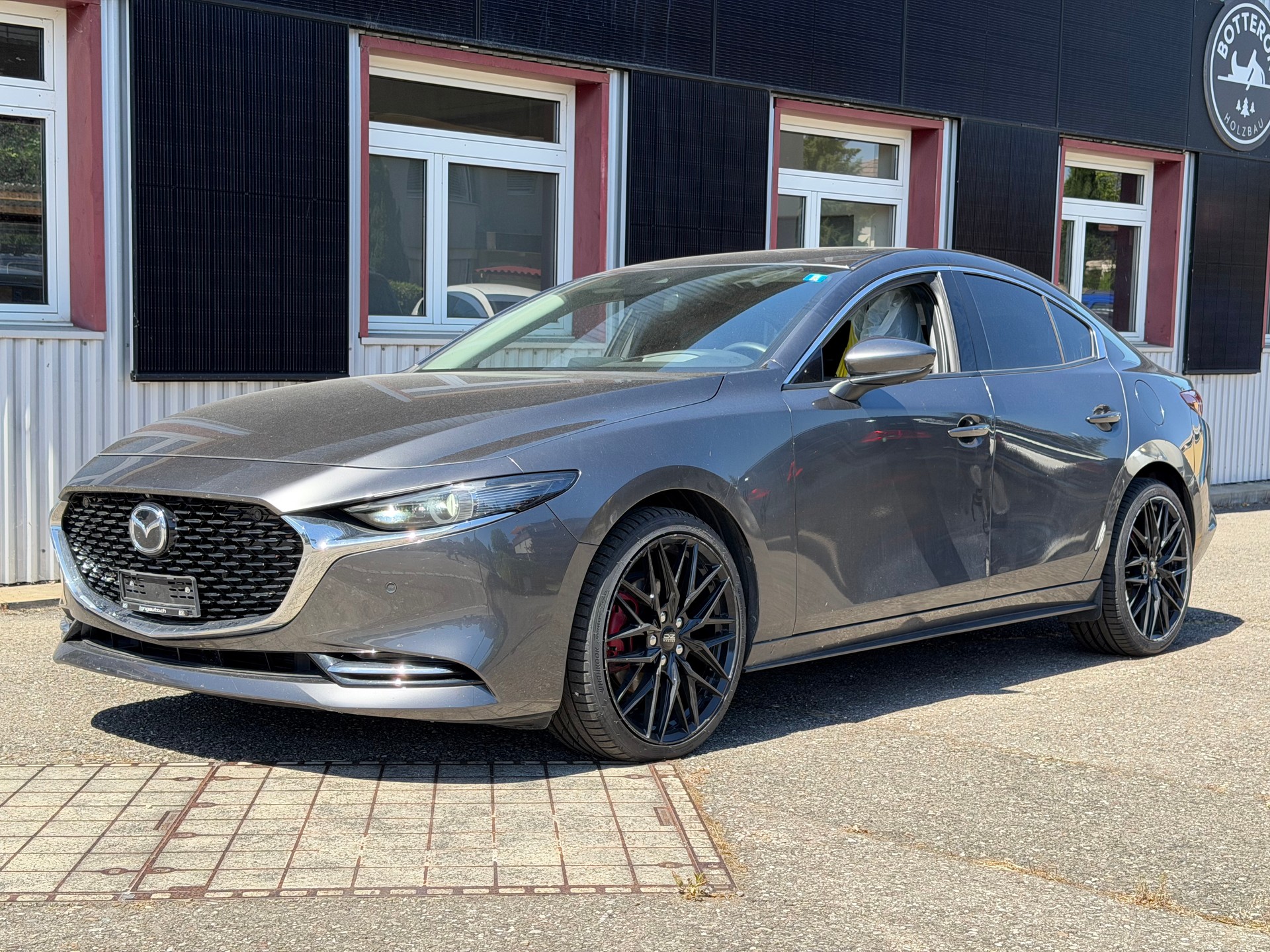 MAZDA 3 Sedan SKYACTIV-X M Hybrid 180 Revolution Automat-image-6