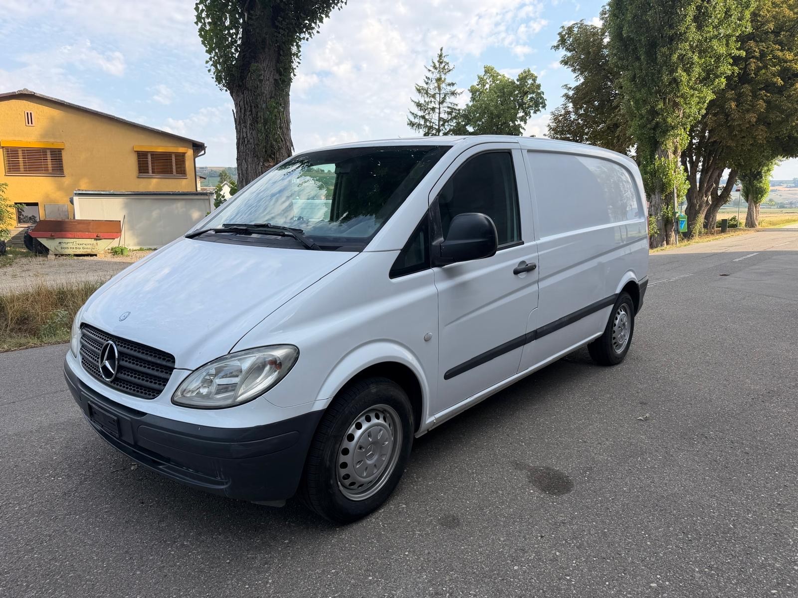 MERCEDES-BENZ Vito 109 CDI-image-0
