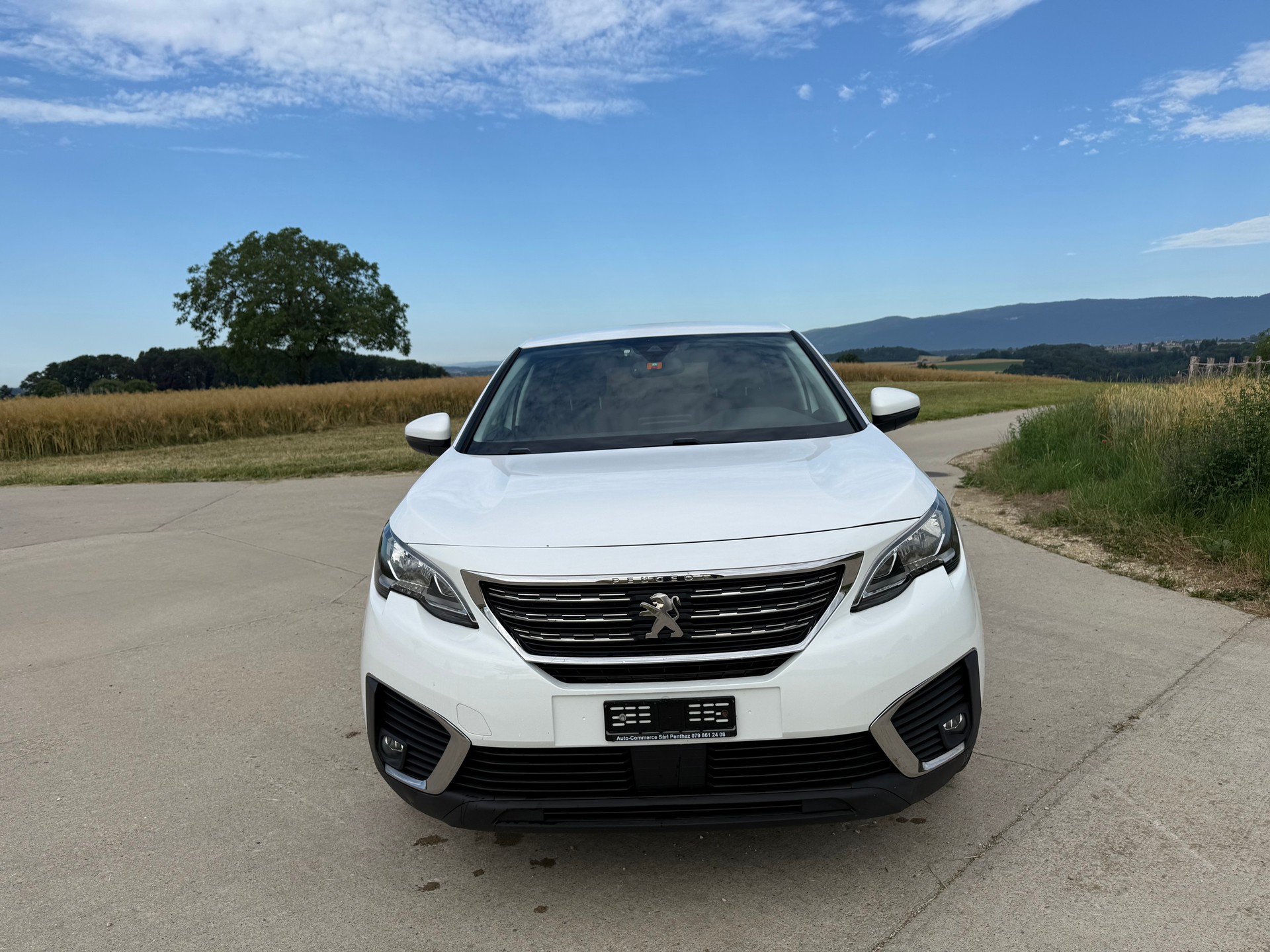 PEUGEOT 5008 1.5 BlueHDi Allure EAT-image-0