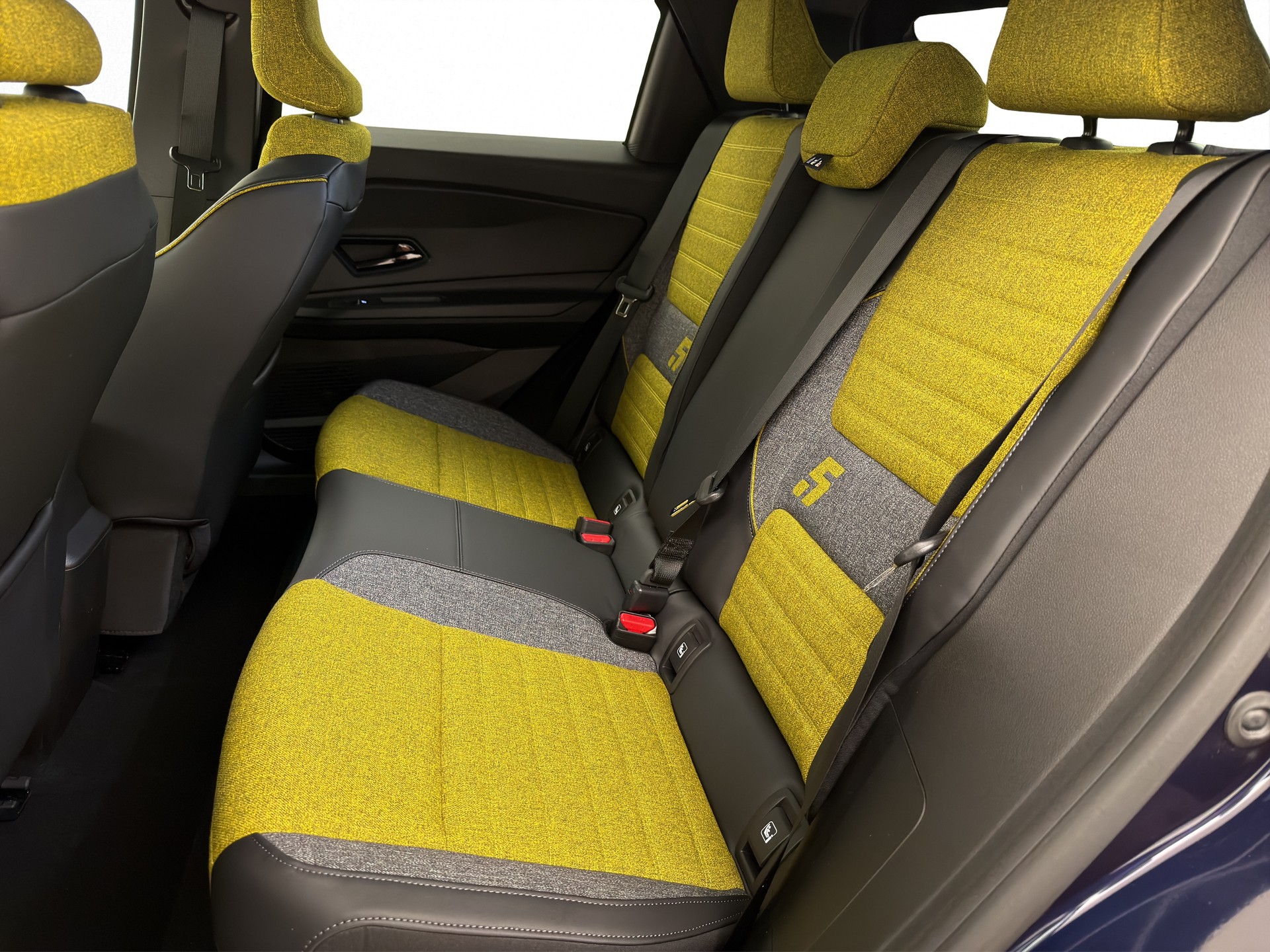 RENAULT R5 E-Tech Comfort Range iconic-image-11