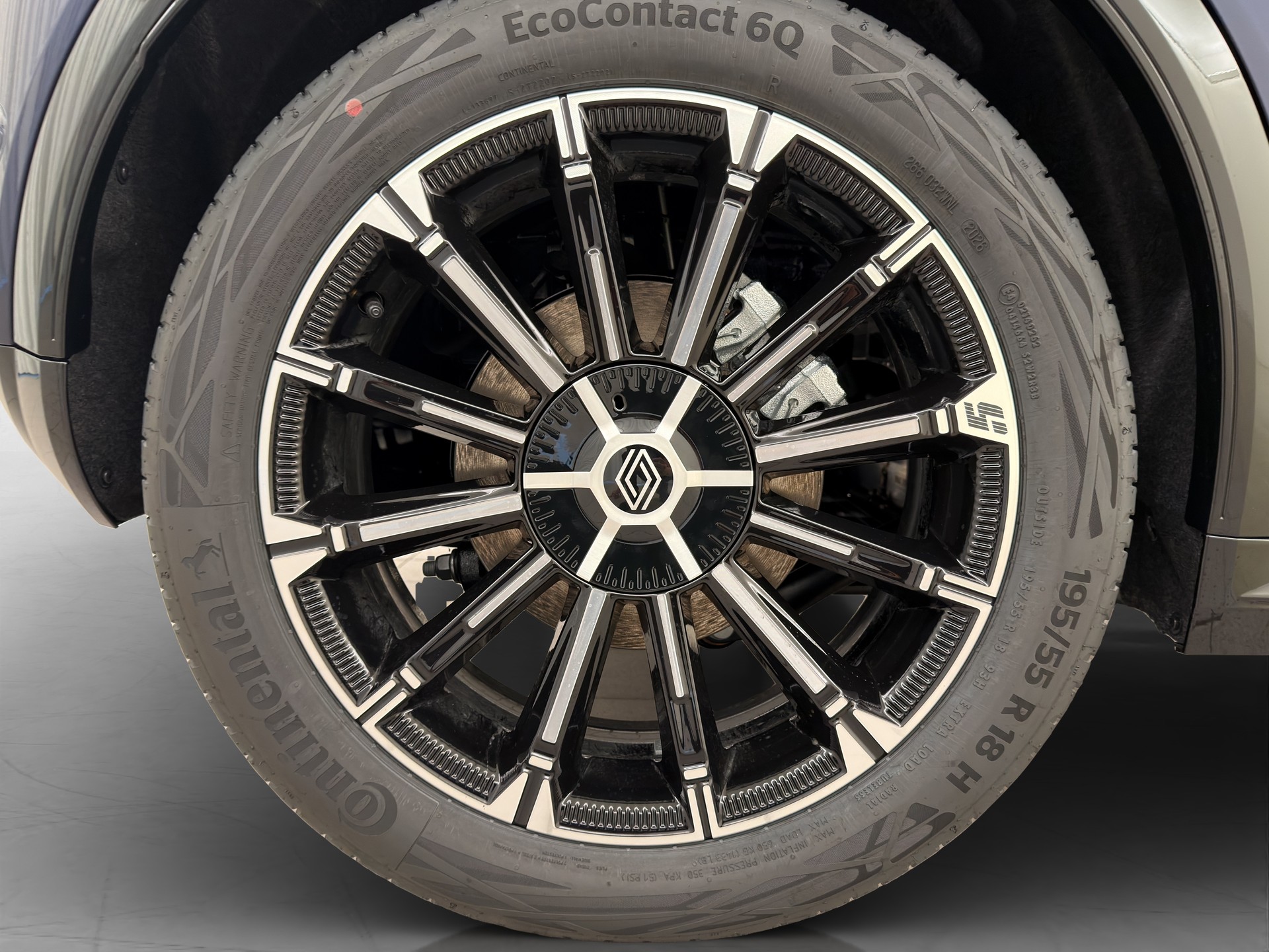 RENAULT R5 E-Tech Comfort Range iconic-image-5