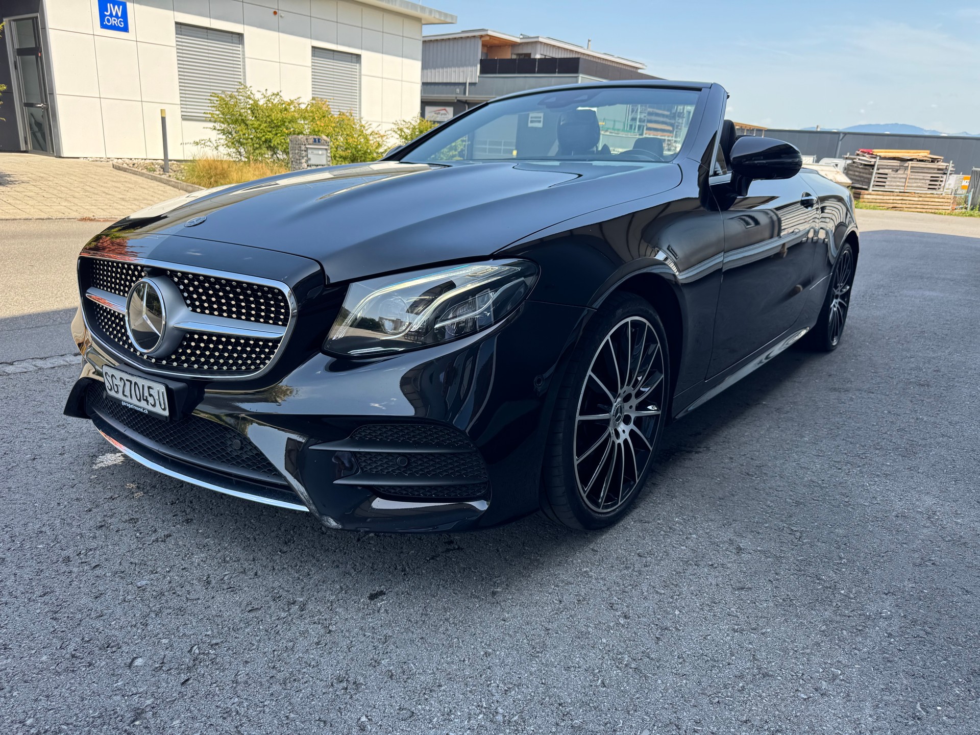 MERCEDES-BENZ E 400 AMG-LINE-image-0