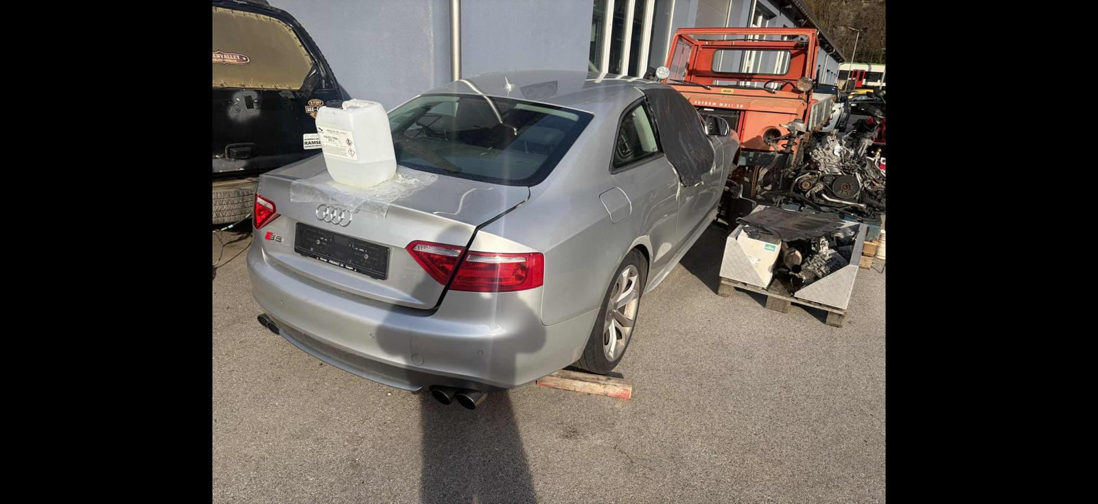AUDI S5 Coupé 4.2 FSI quattro tiptronic-image-7