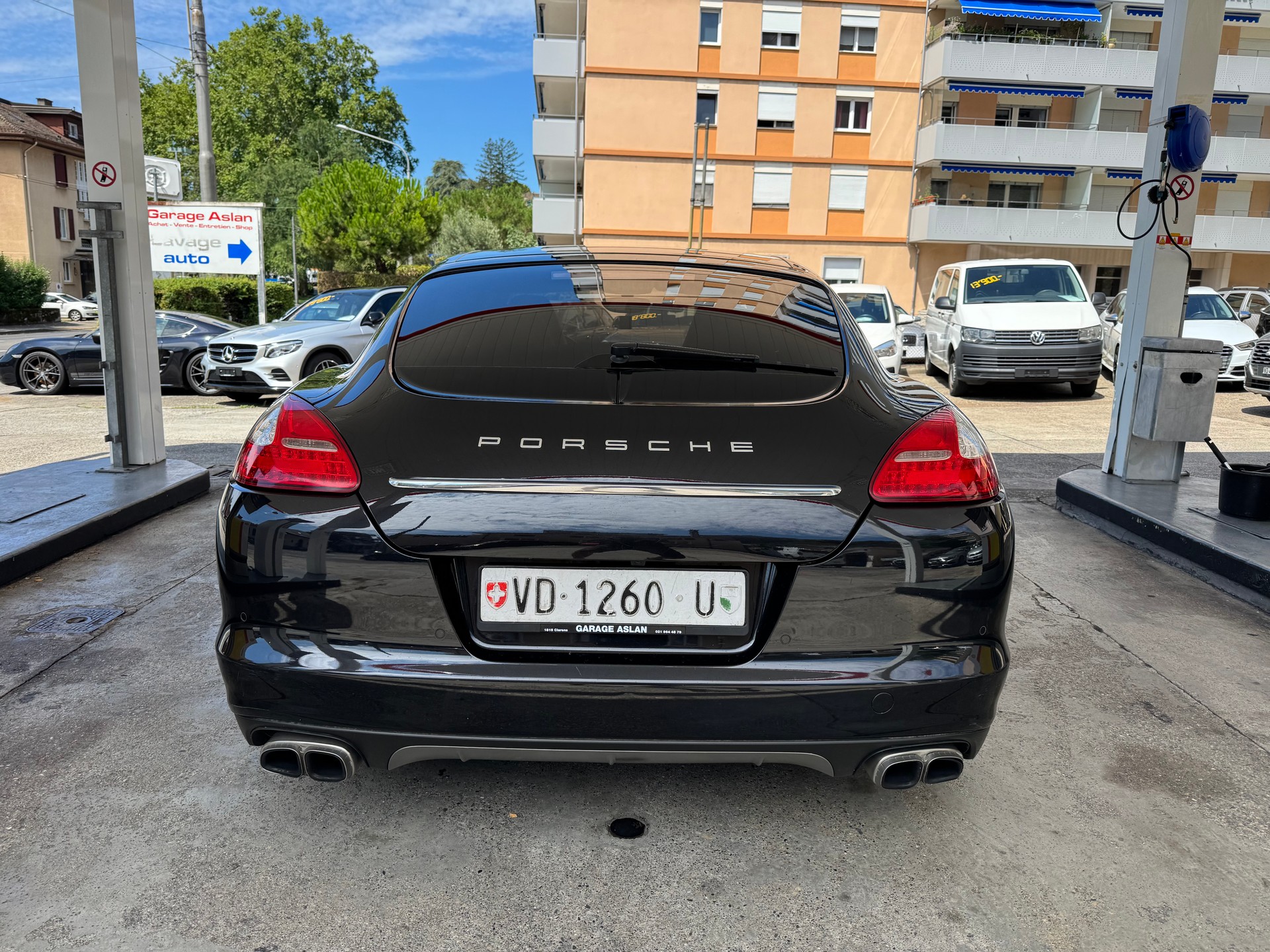PORSCHE Panamera Turbo 4.8 PDK-image-2