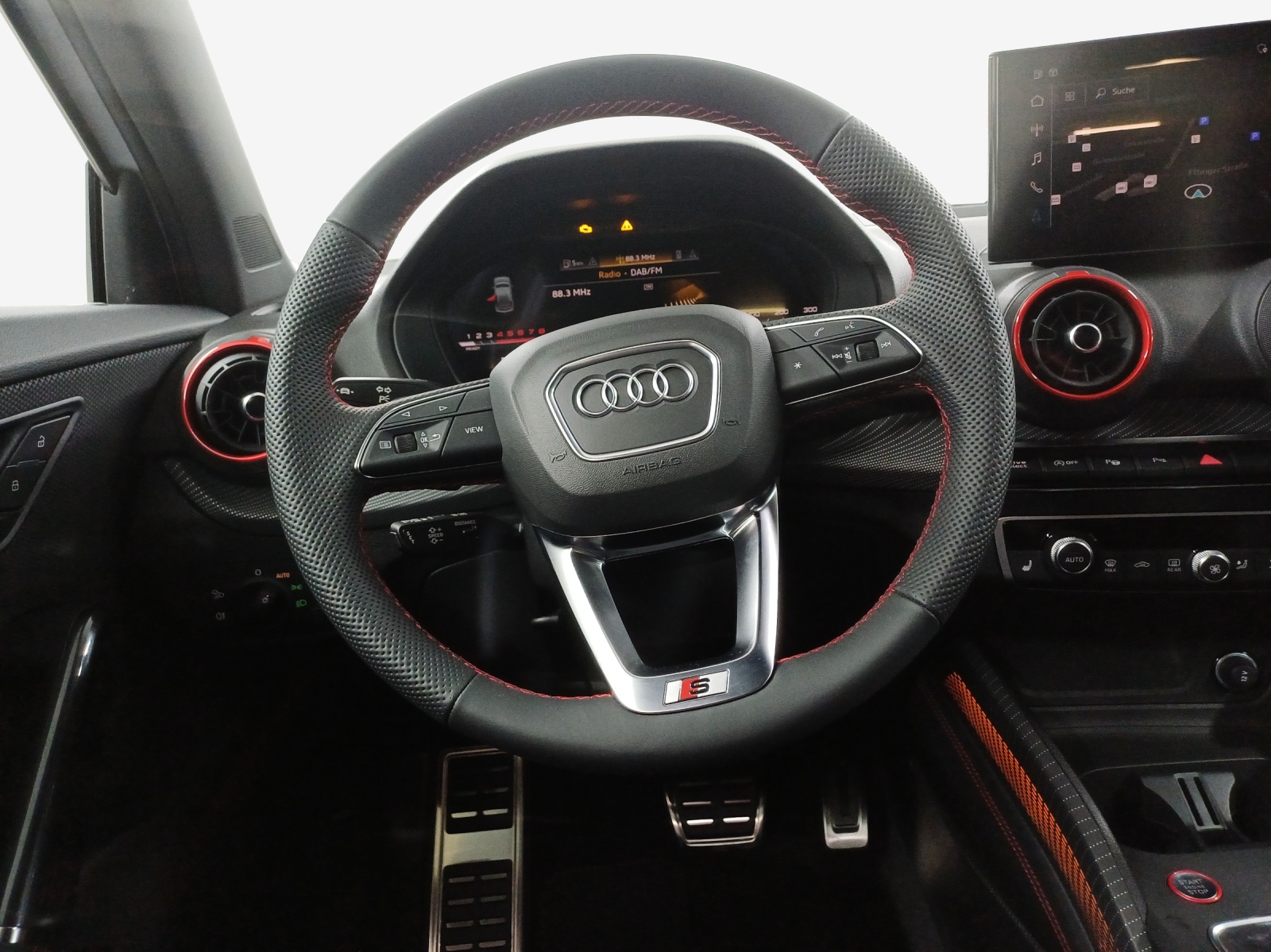AUDI SQ2 TFSI quattro S-tronic-image-8