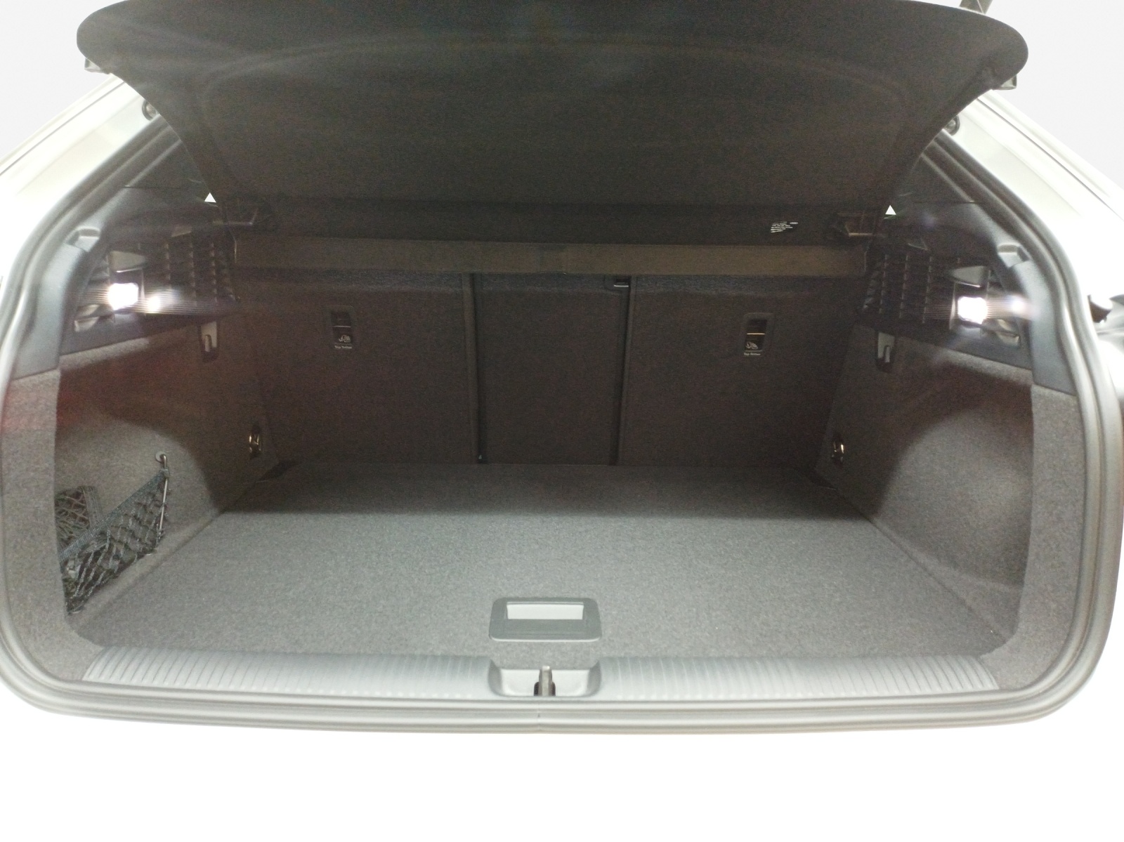 AUDI SQ2 TFSI quattro S-tronic-image-11