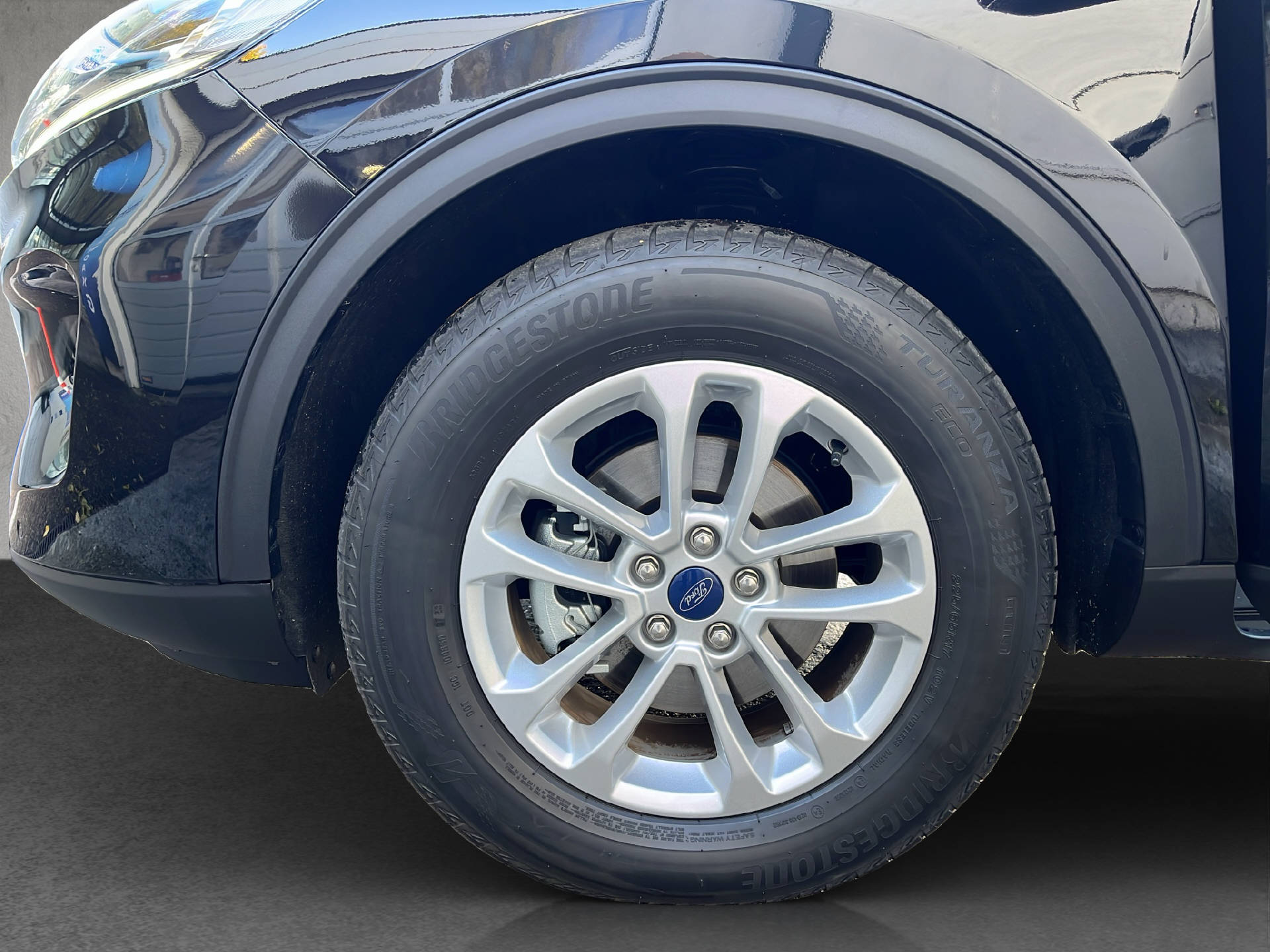 FORD Kuga 2.5 Hybrid Titanium X 4x4-image-22