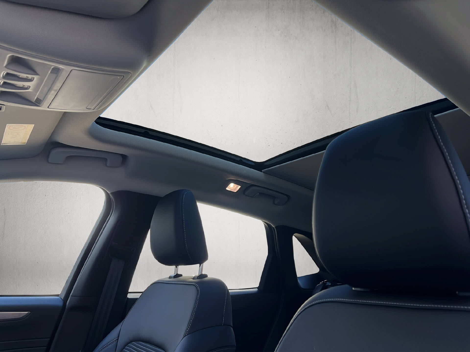 FORD Kuga 2.5 Hybrid Titanium X 4x4-image-26