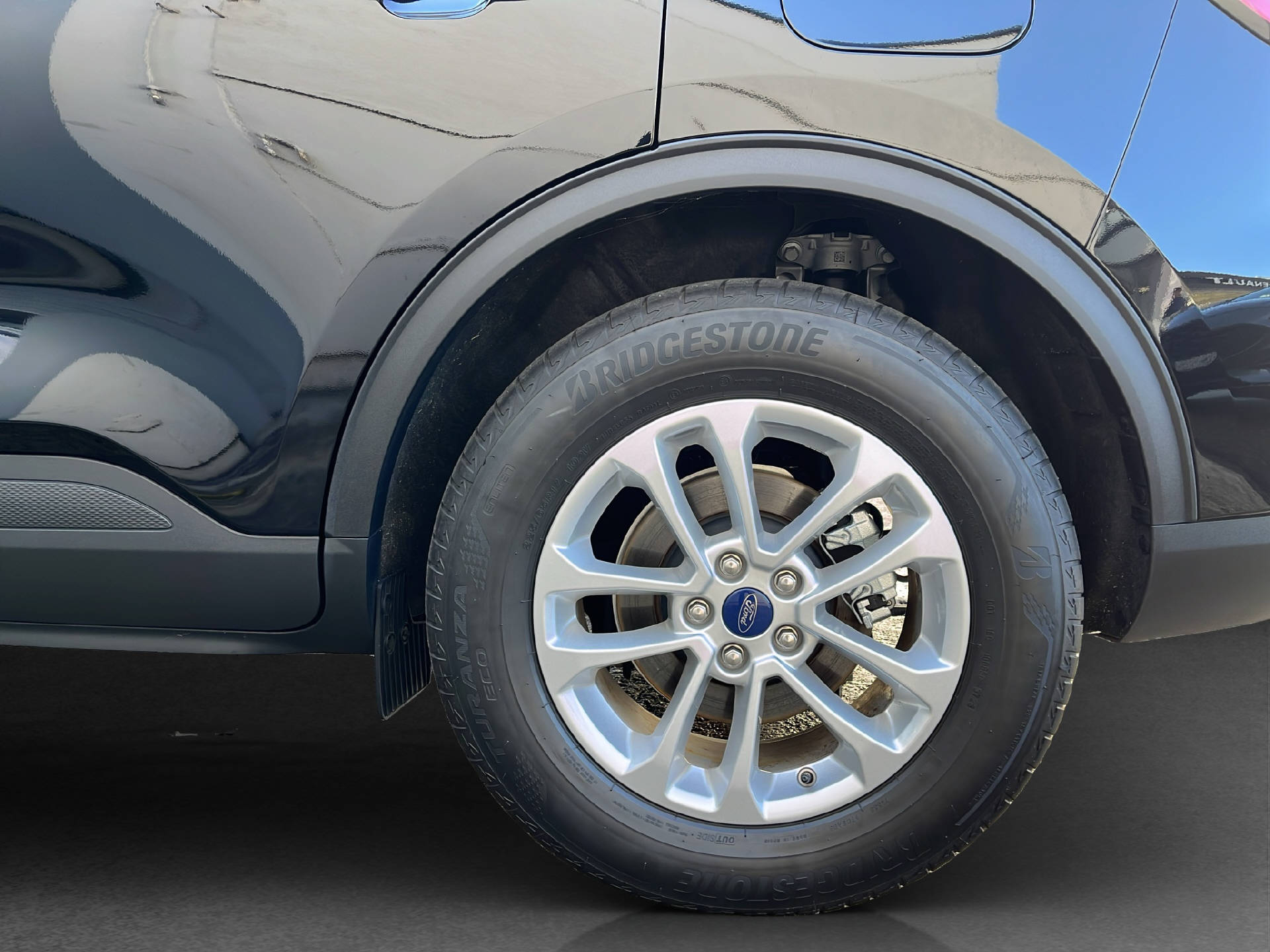 FORD Kuga 2.5 Hybrid Titanium X 4x4-image-25