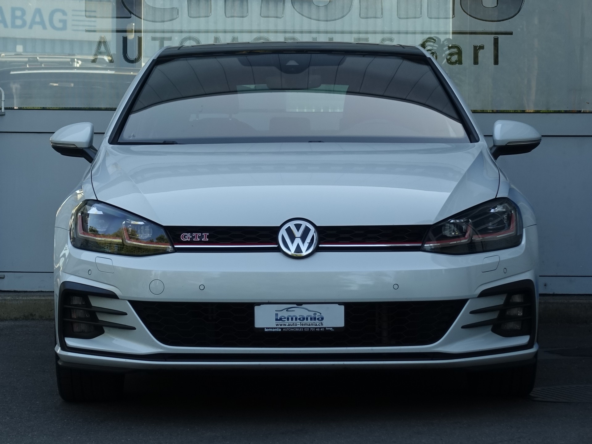 VW Golf 2.0 TSI GTI Performance DSG-image-2
