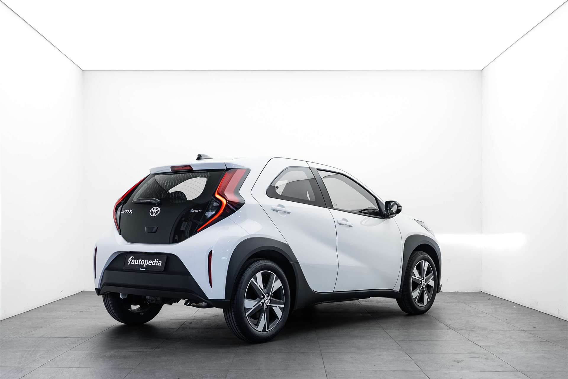 TOYOTA TOYOTA Aygo X 1.5 Comfort NEUES MODELL e-CVT Automat-image-2