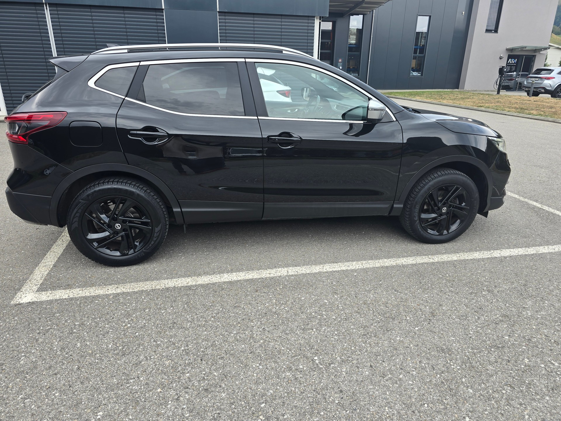 NISSAN Qashqai 1.6 dCi tekna+-image-5