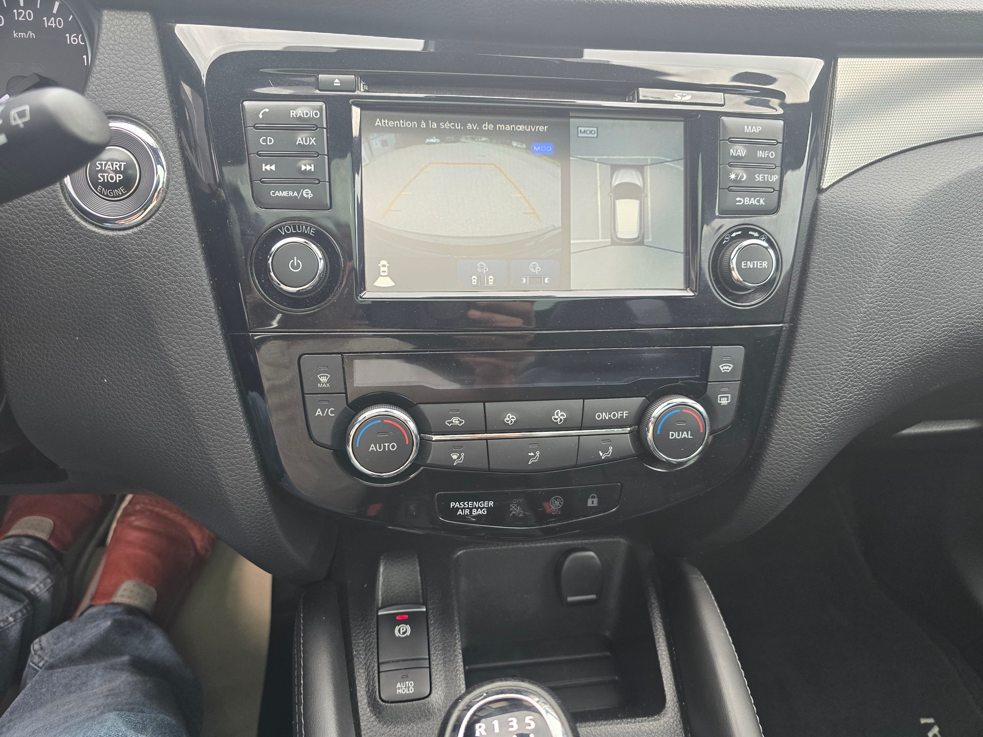 NISSAN Qashqai 1.6 dCi tekna+-image-10